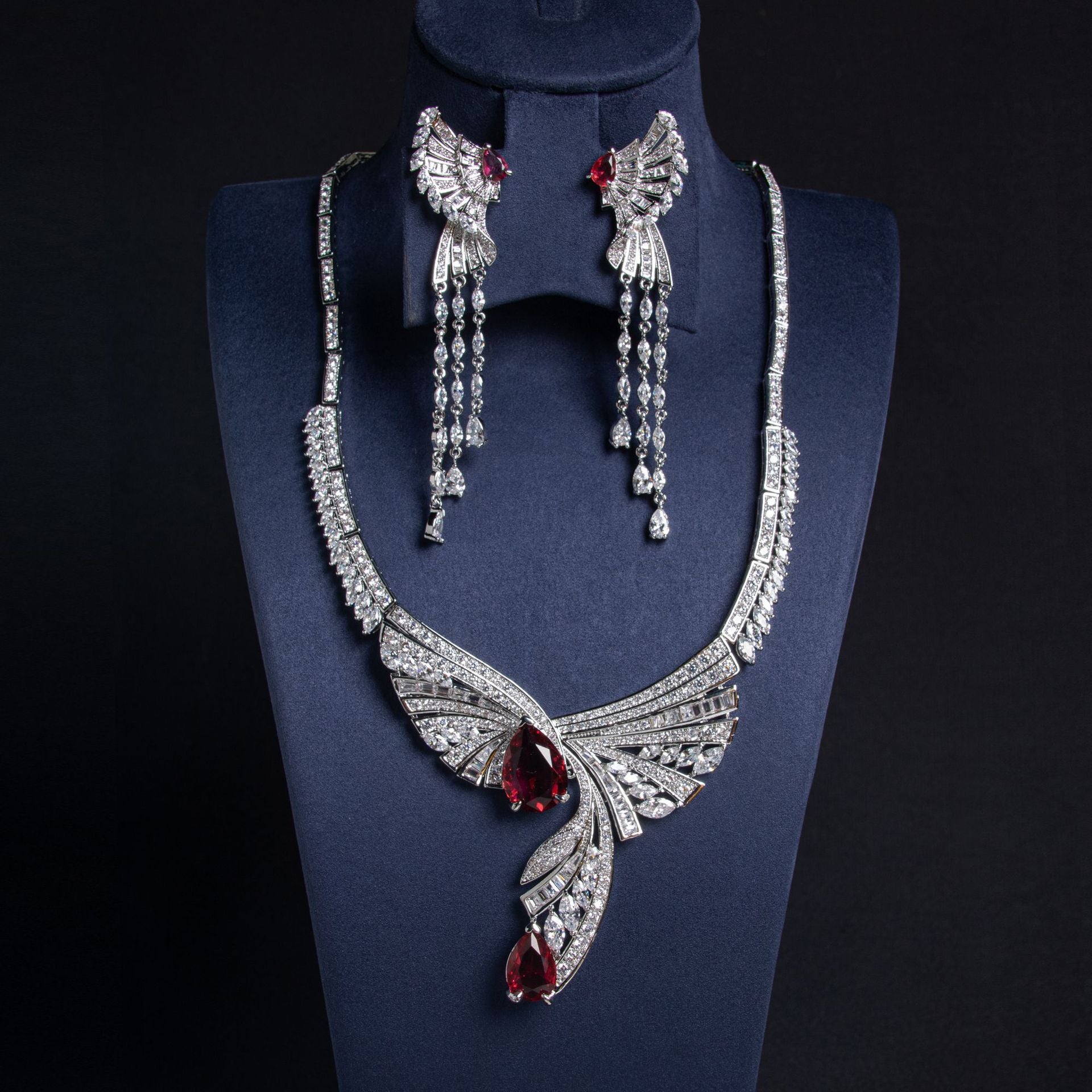 Elegant Green Crystal Wing Necklace and Earrings Set – Luxury Fantasy Jewelry Collection