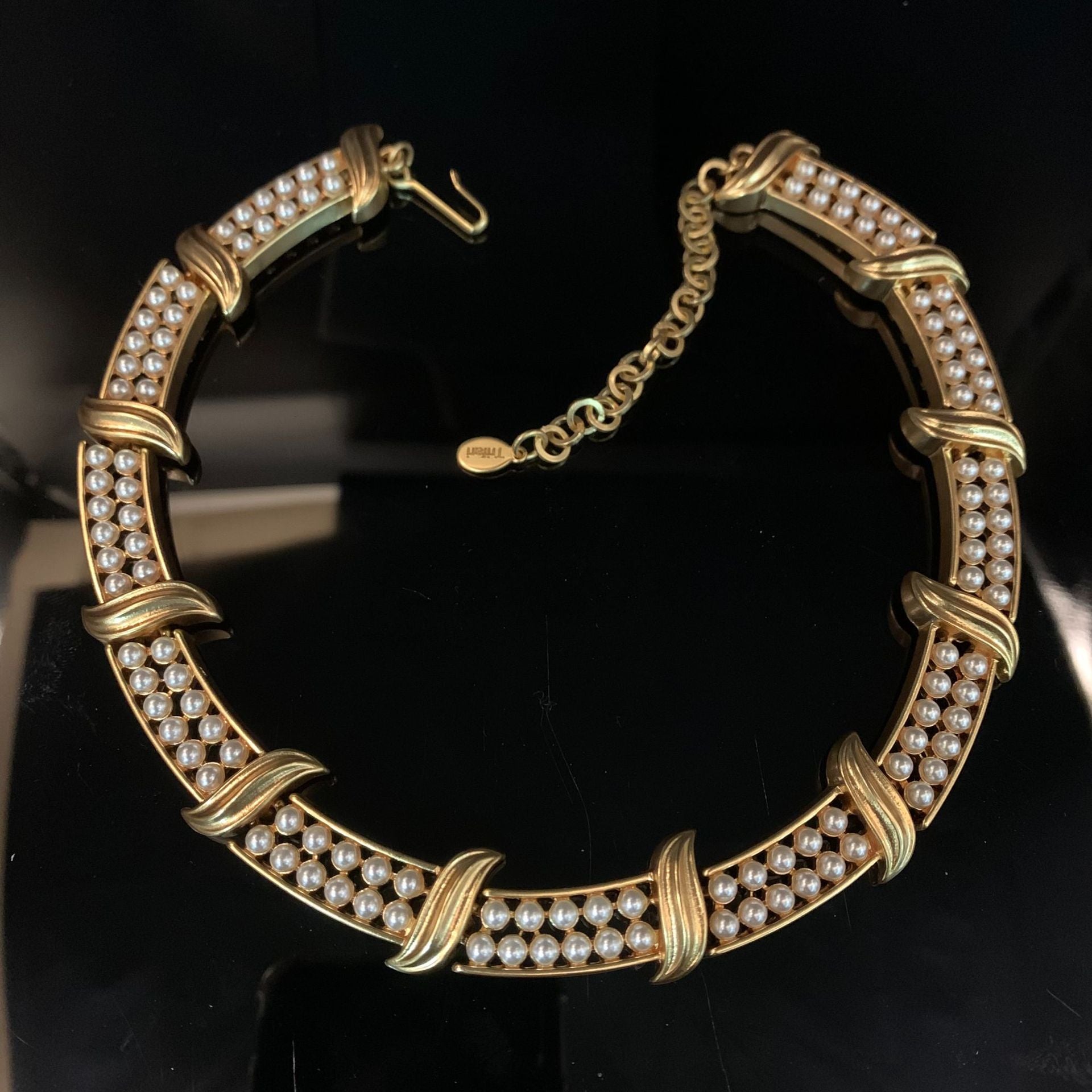 Vintage Heavy Industry Pearl Necklace Series