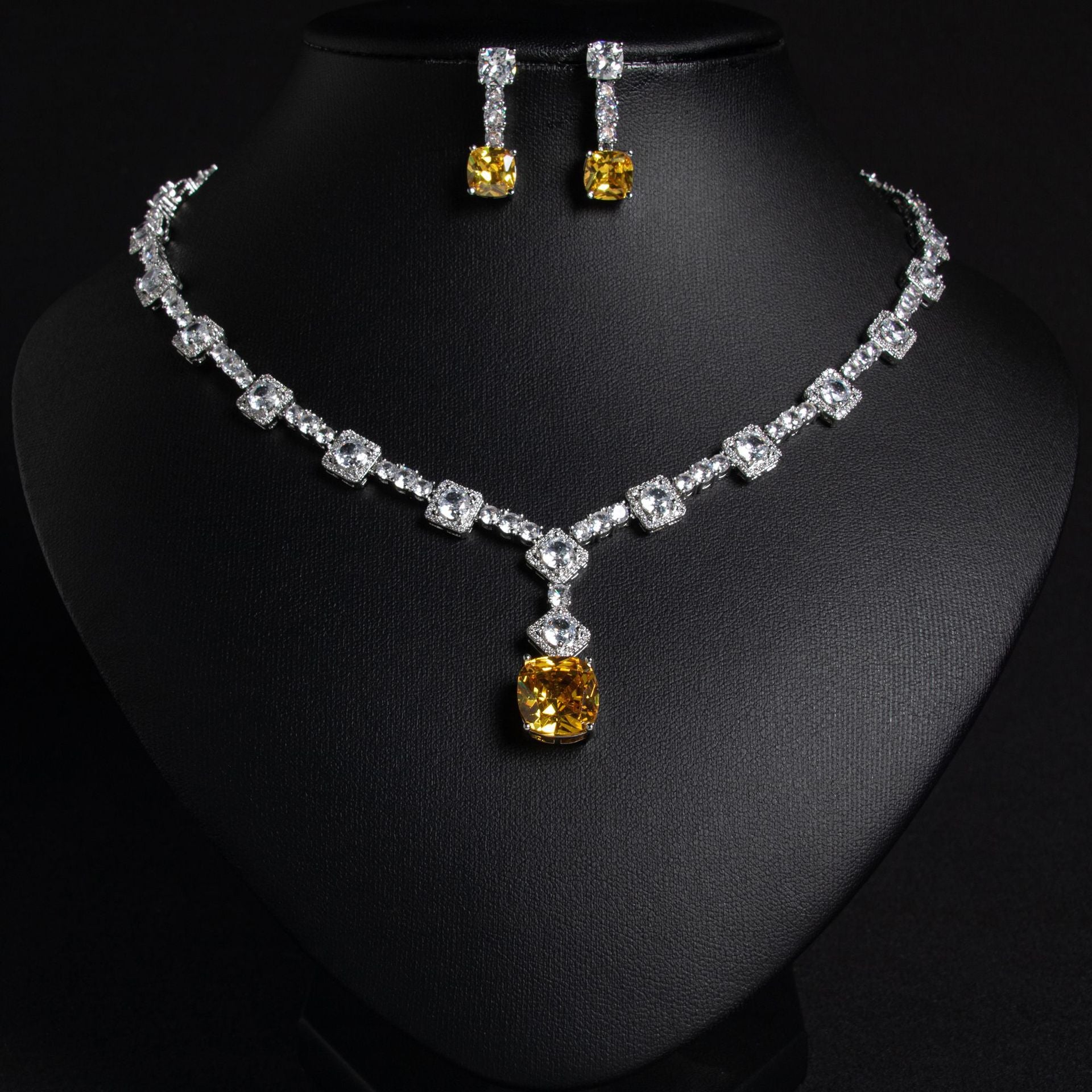 Luxury Golden Yellow Crystal Necklace Set – Sparkling Evening Jewelry for Women