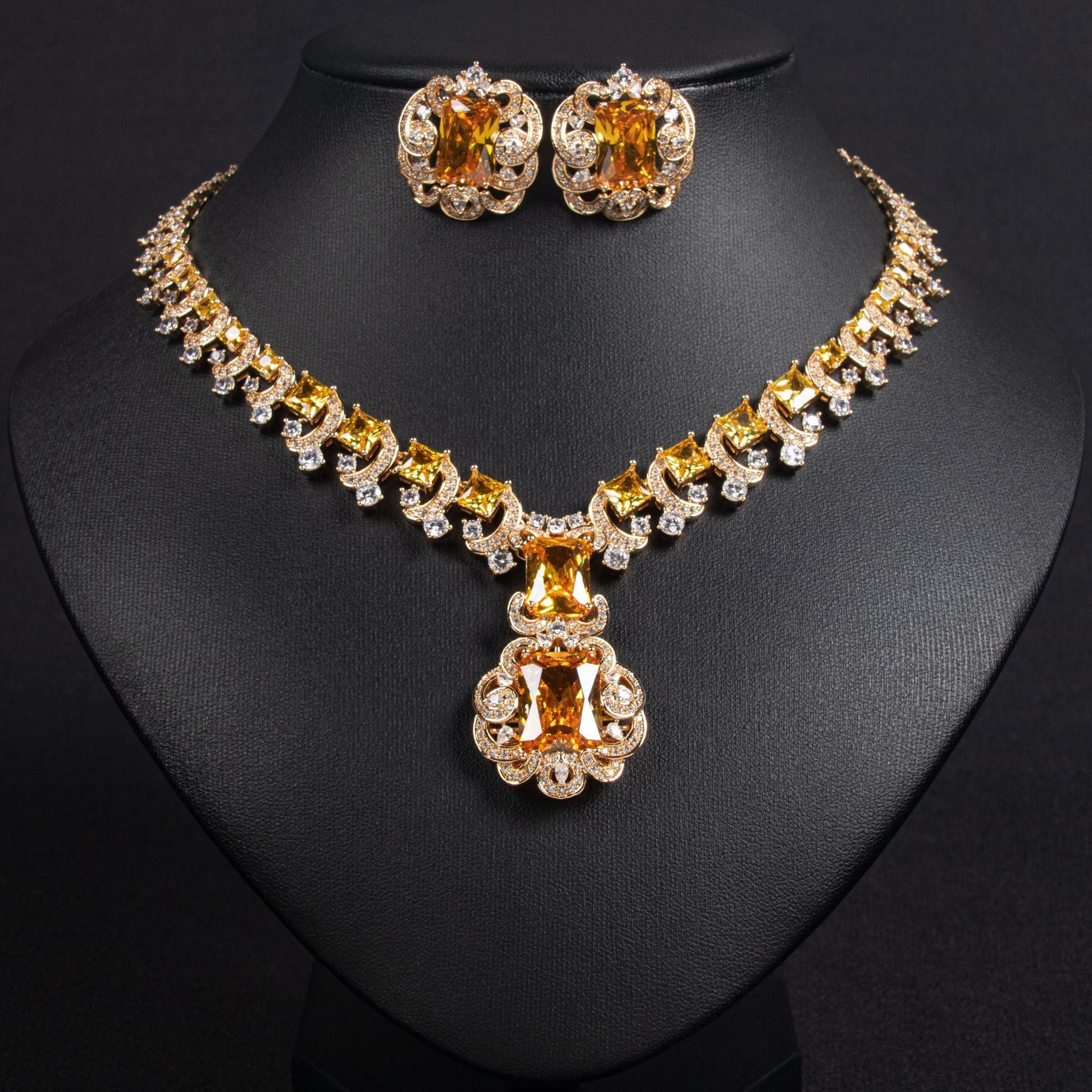 Luxury Multicolor Crystal Necklace Earrings Set – Royal Statement Jewelry for Women