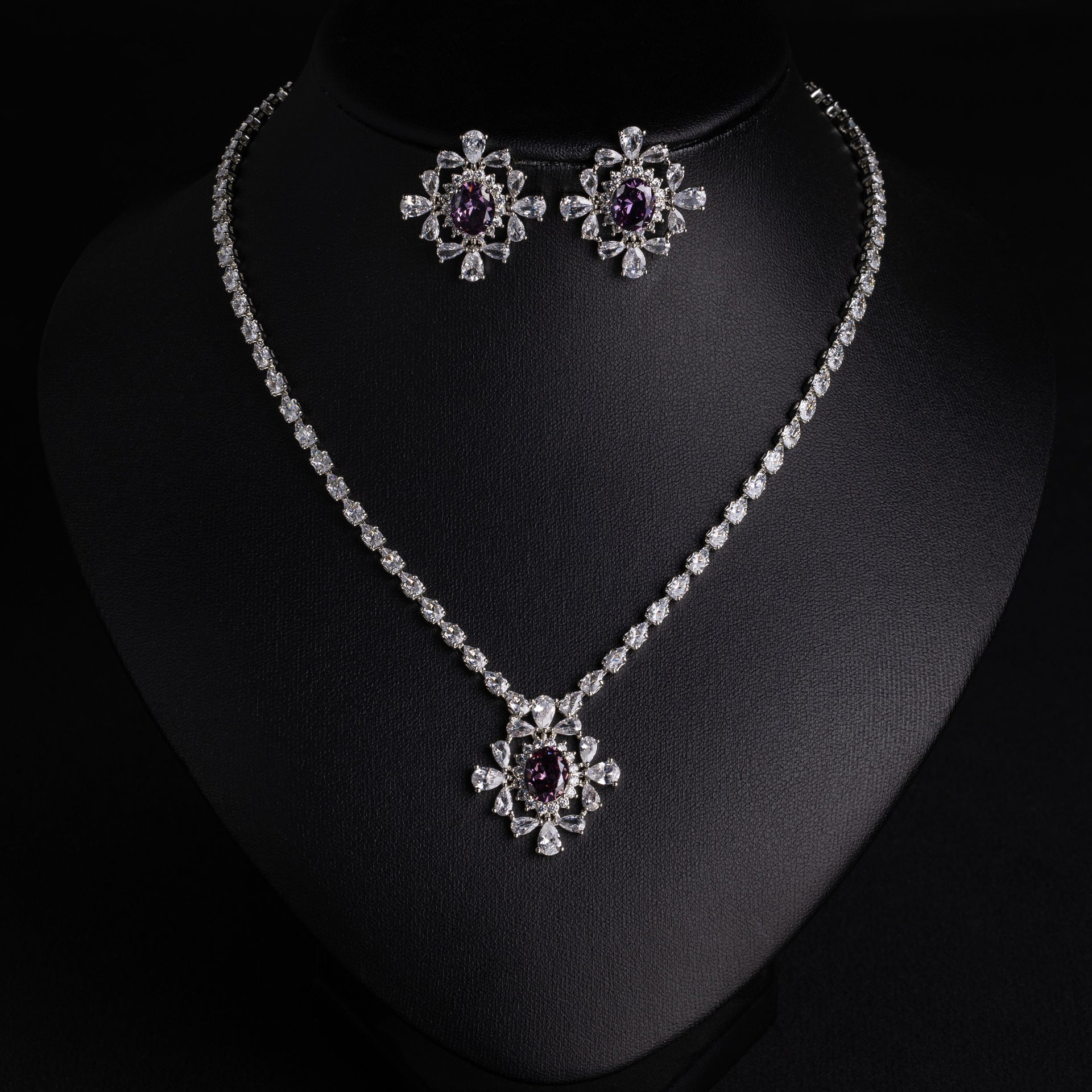 Elegant Emerald Crystal Jewelry Set – Silver Tone Necklace Earrings for Women