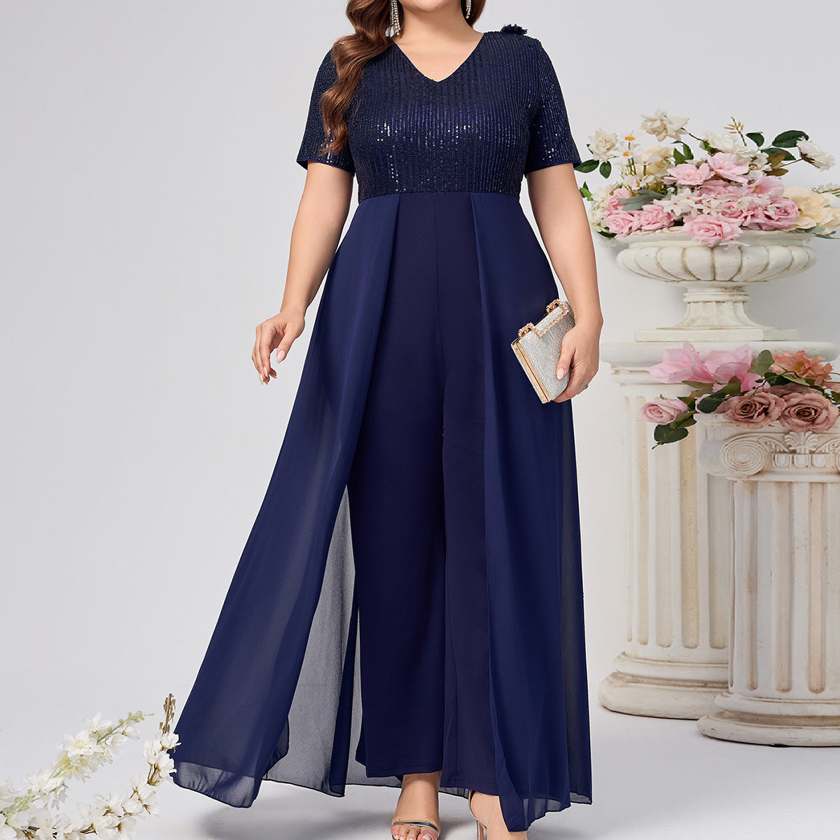 Fashion plus size V-neck sequined culottes