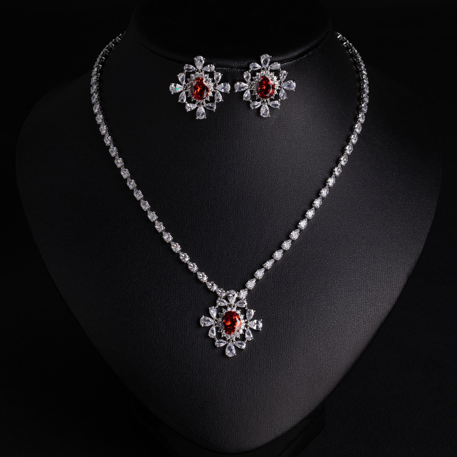 Elegant Emerald Crystal Jewelry Set – Silver Tone Necklace Earrings for Women
