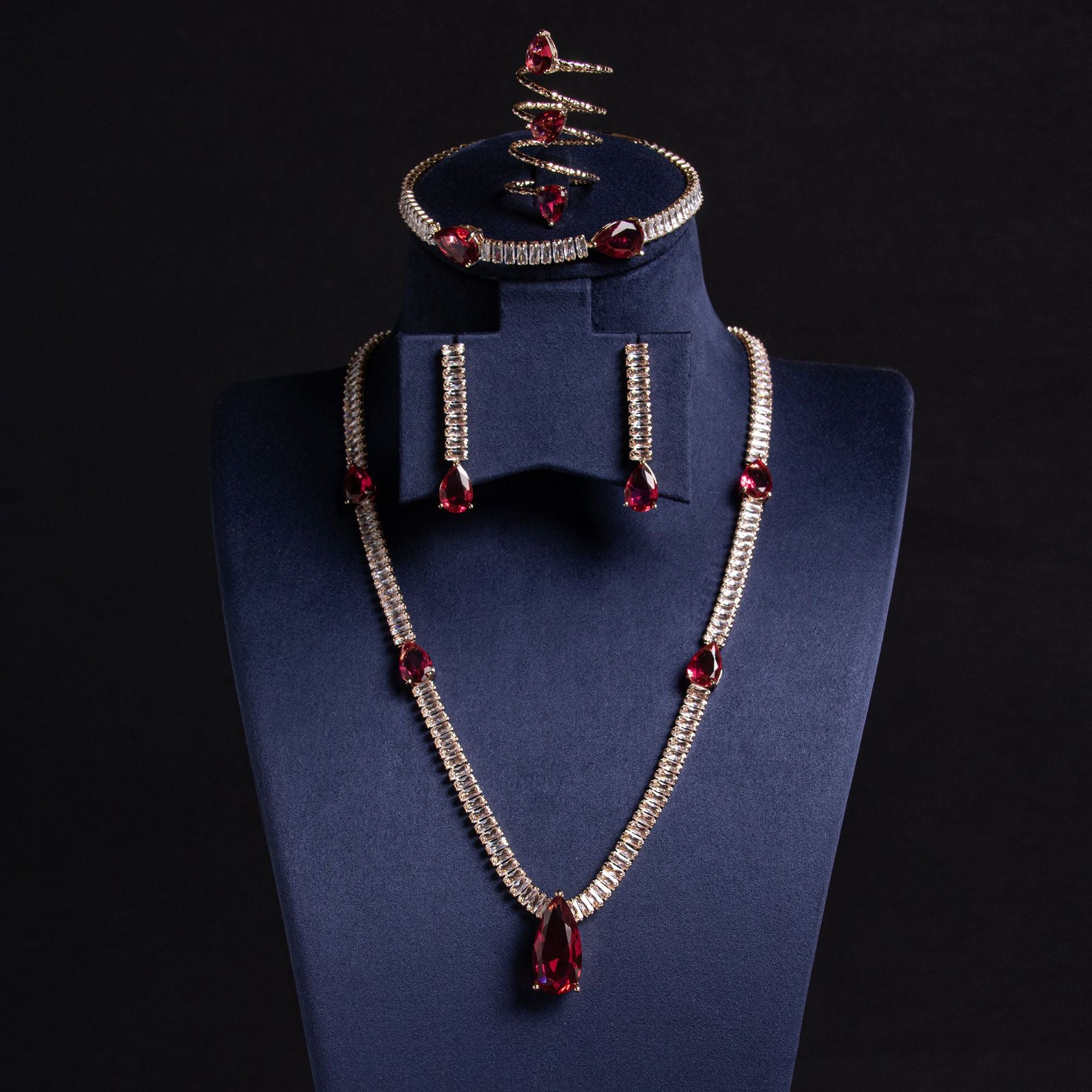 Parure de bijoux de luxe en cristal rouge rubis – Design élégant, minimaliste et affirmé