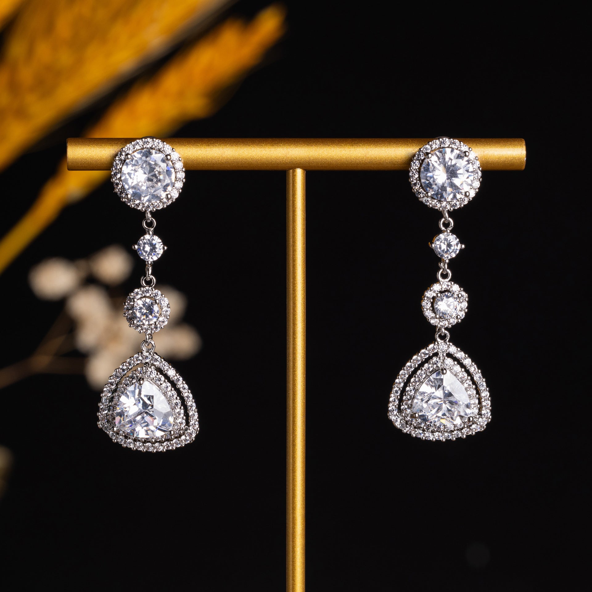 Vintage Inspired Pink Crystal Earrings – Red Teardrop Gemstone Luxury Jewelry