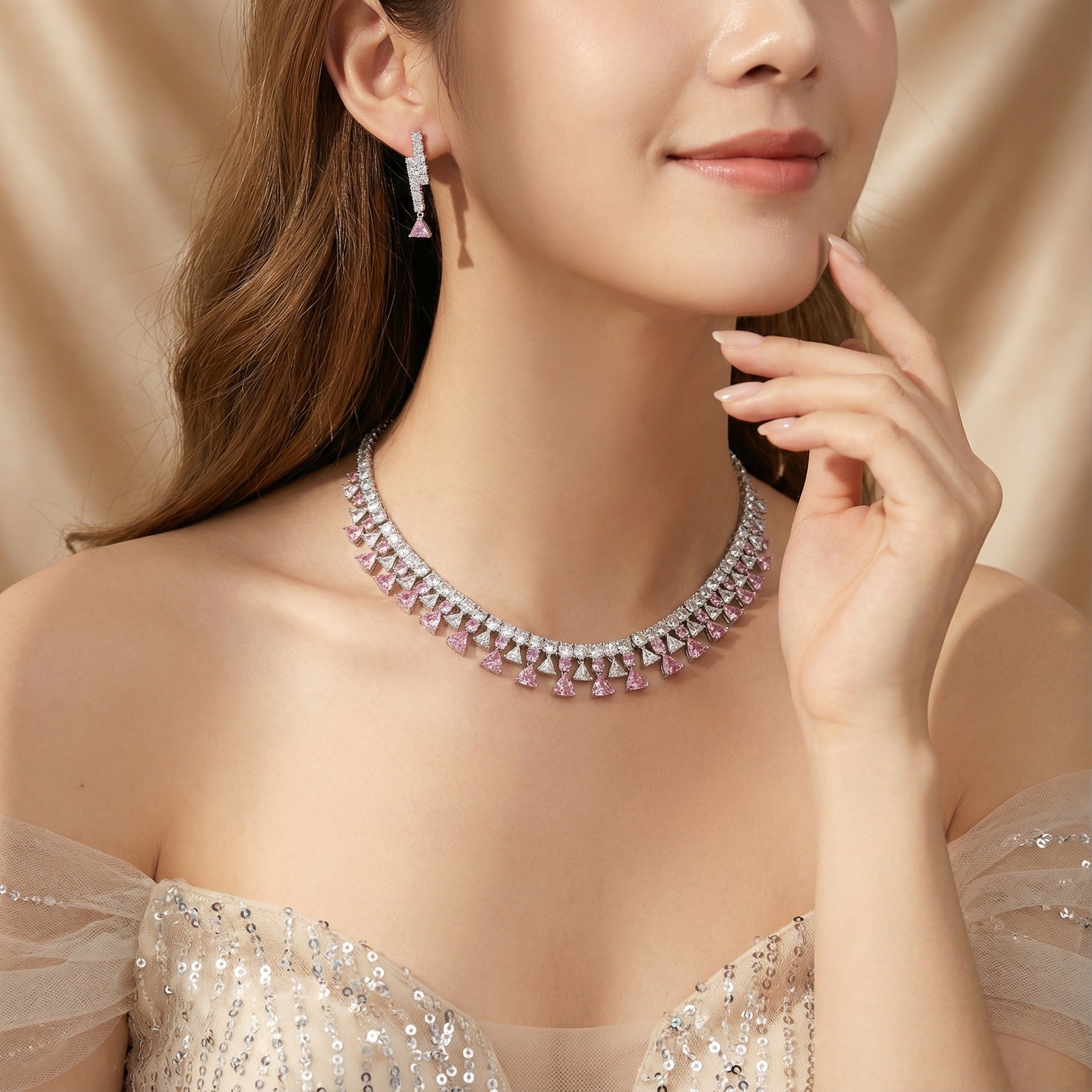Parure de soirée, collier et boucles d'oreilles goutte, rouge rubis de luxe