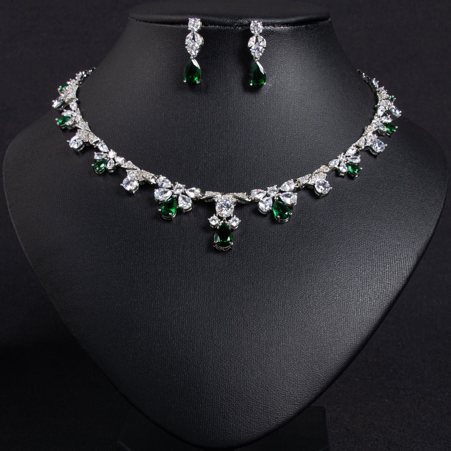 Luxury Emerald Green Floral Crystal Necklace and Earrings Jewelry Set for Women
