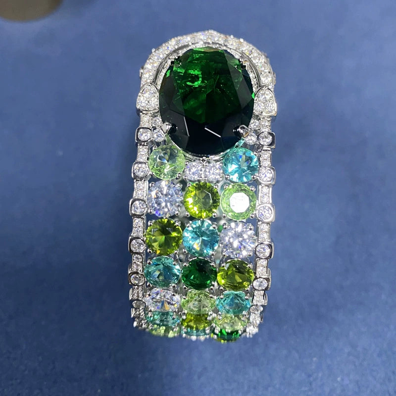 Parure Collier et Boucles d'Oreilles de Pierres Précieuses Multicolores de Luxe pour Tenues de Soirée Élégantes