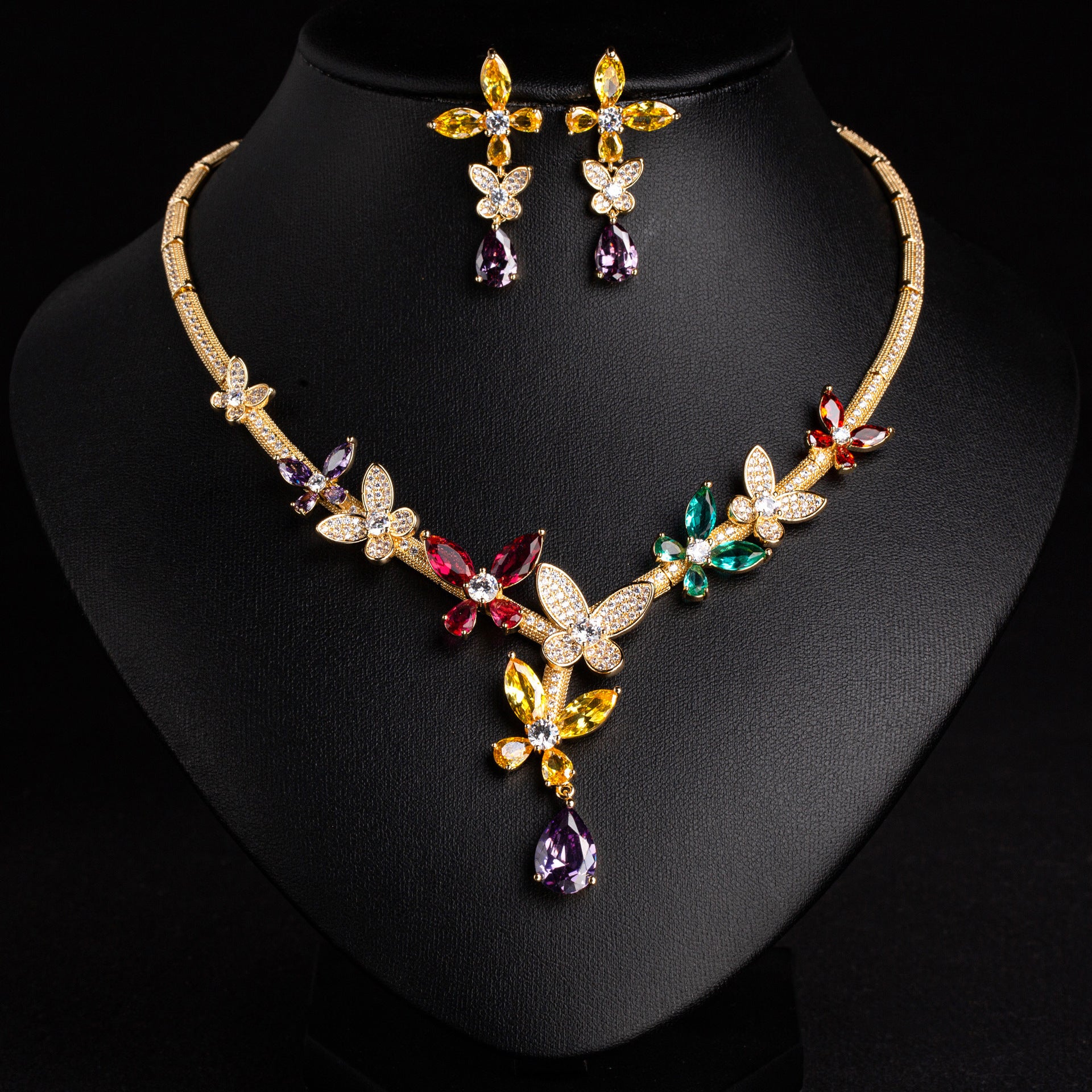 Ensemble collier et boucles d'oreilles fleurs de luxe