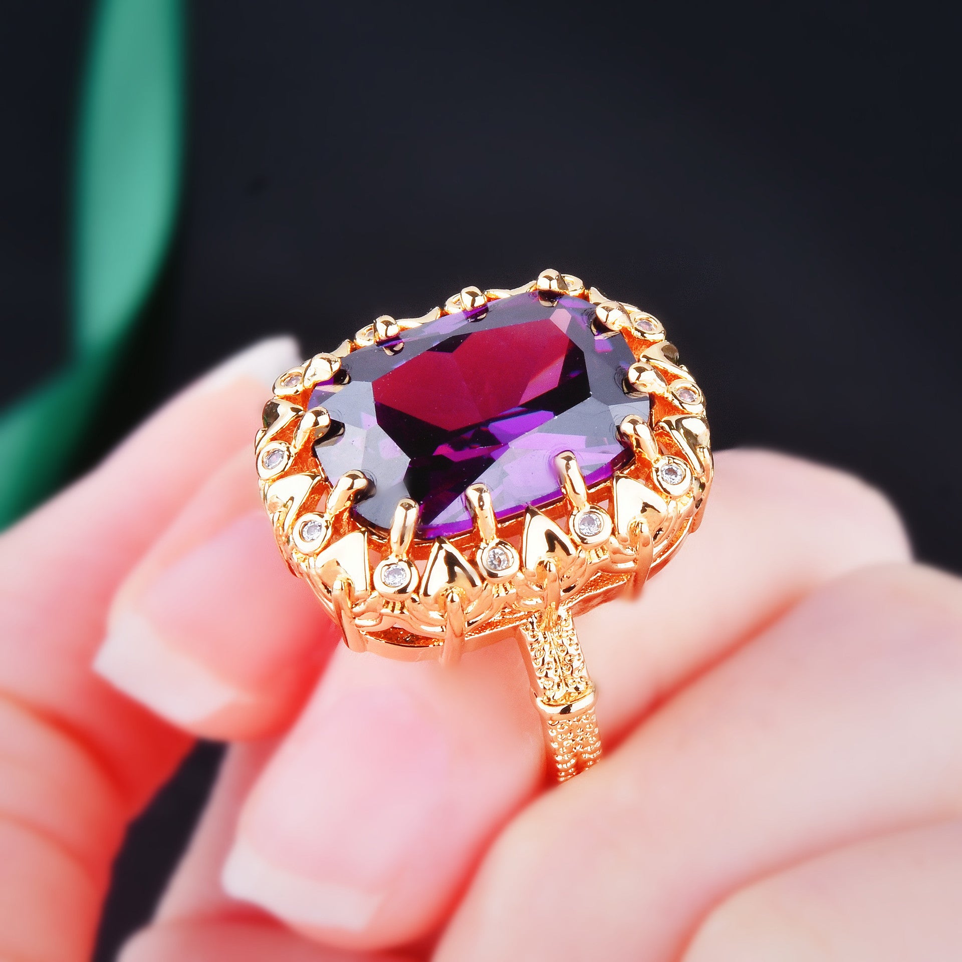 Italian retro high carbon diamond color treasure series