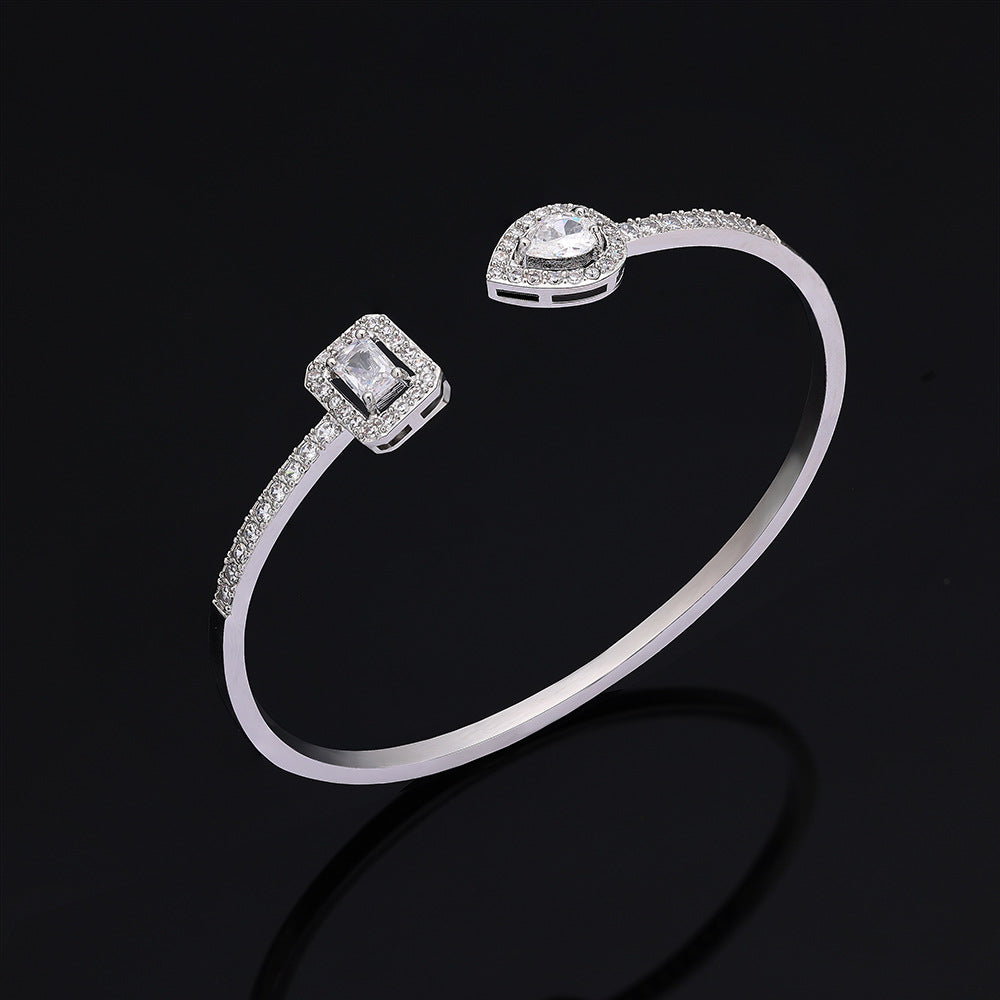 Parure de collier minimaliste en cristal pour mariée ou tenue de tous les jours