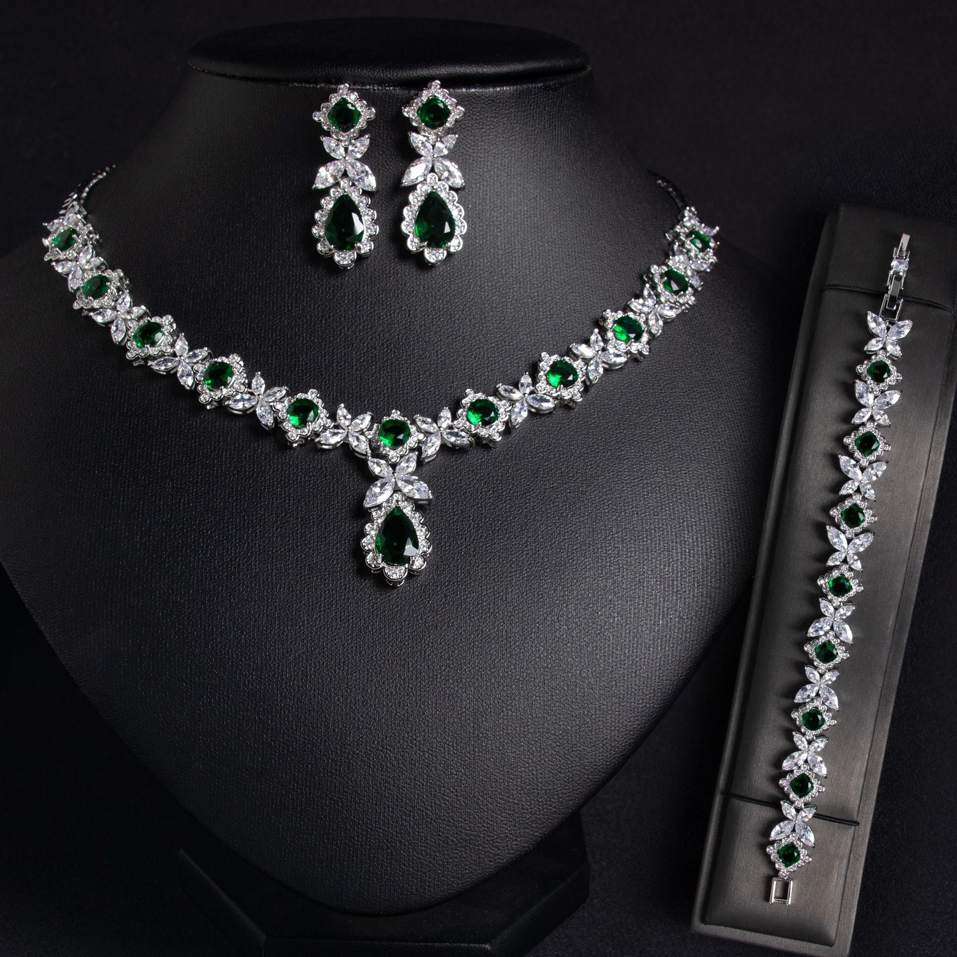 Luxury Emerald Green Crystal Necklace Earrings Bracelet Jewelry Set for Women