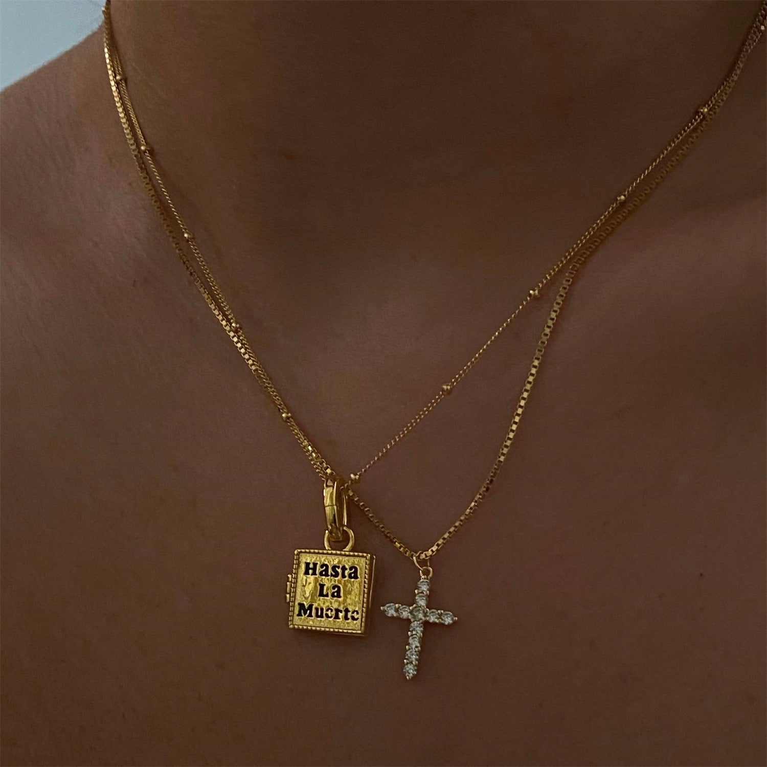 S925 sterling silver diamond inlaid simple cross pendant necklace