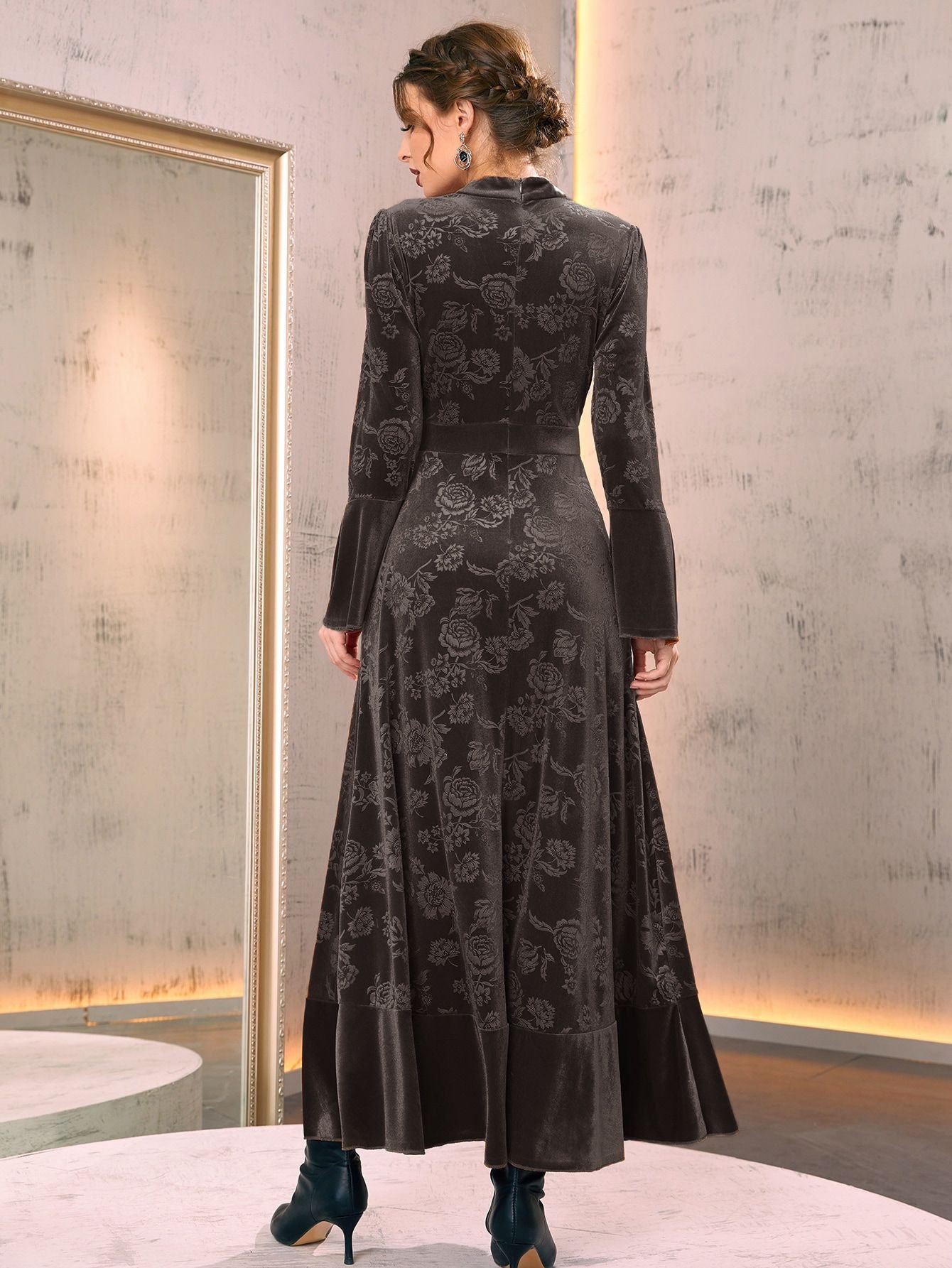 Fashionable velvet printed long sleeved dress