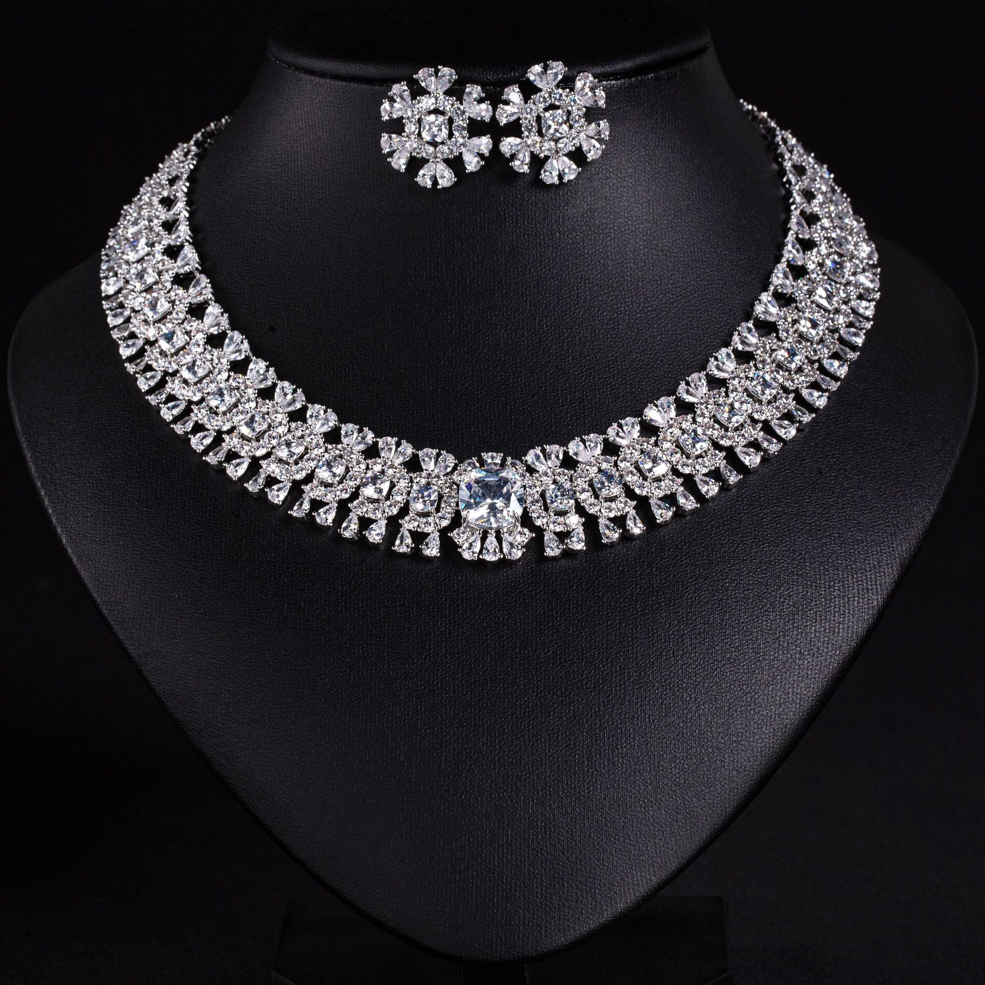 Ensemble collier et boucles d'oreilles de luxe en cristal jaune pour soirée de gala