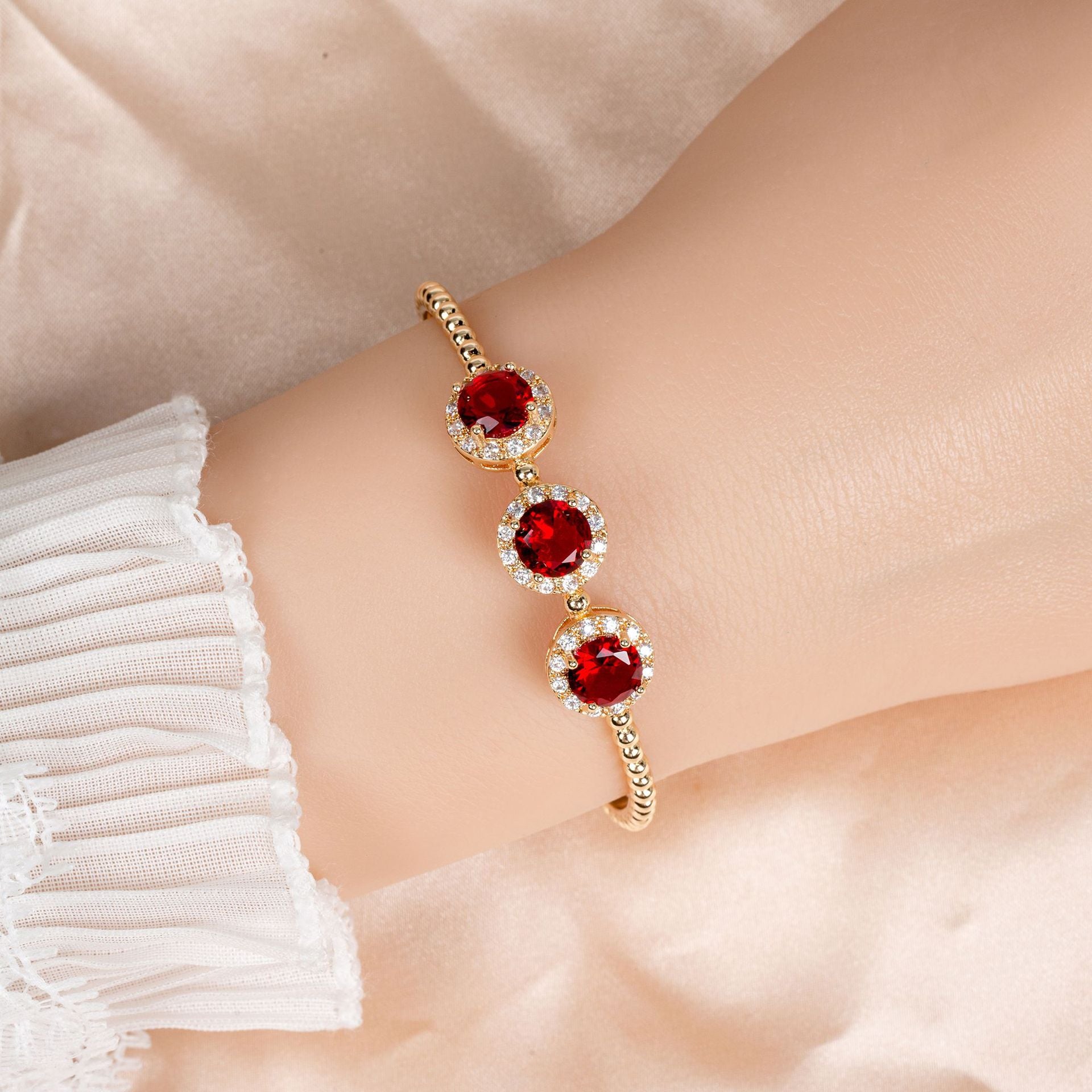 Stylish gold zircon bracelet