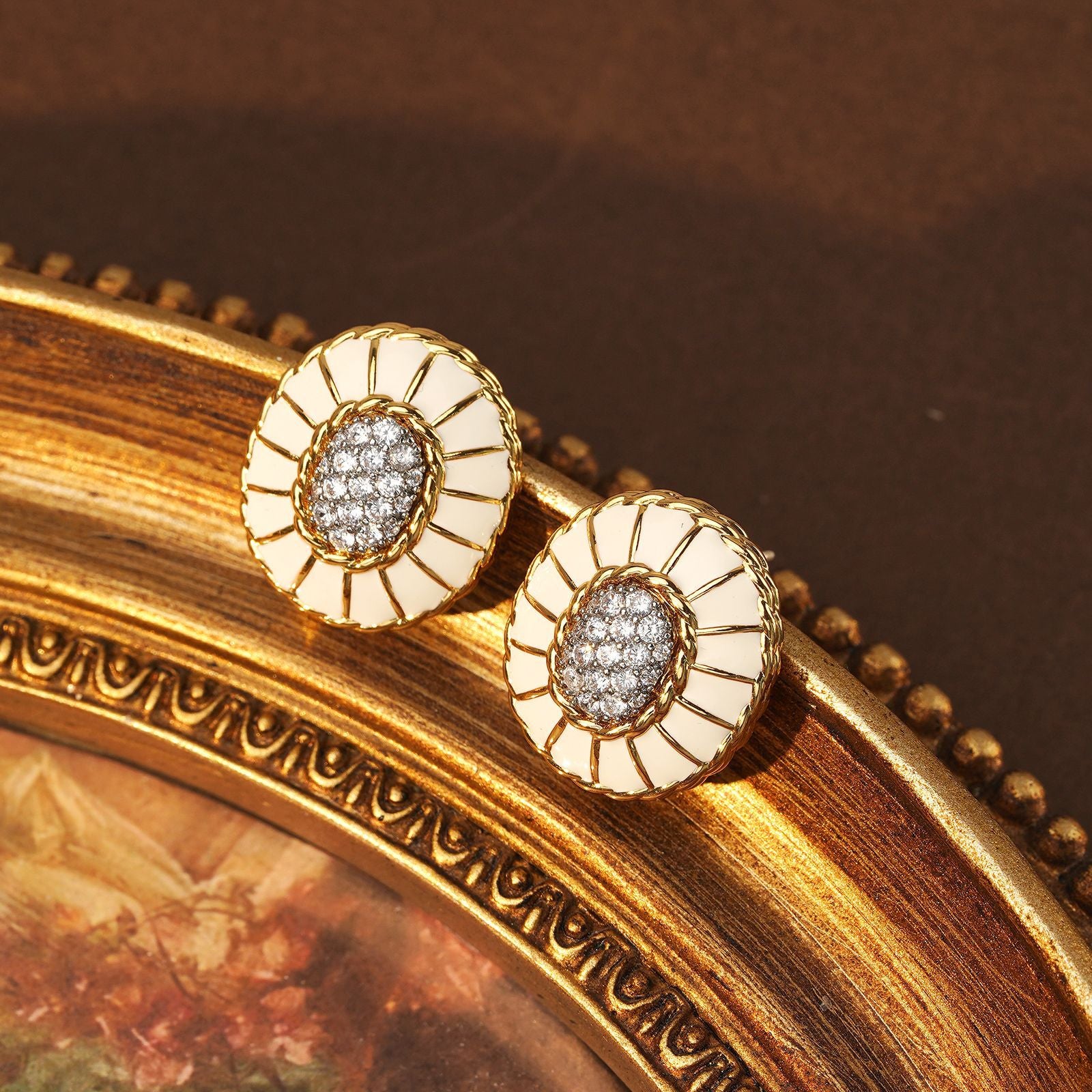 Fashion light luxury oval stud earrings ring set