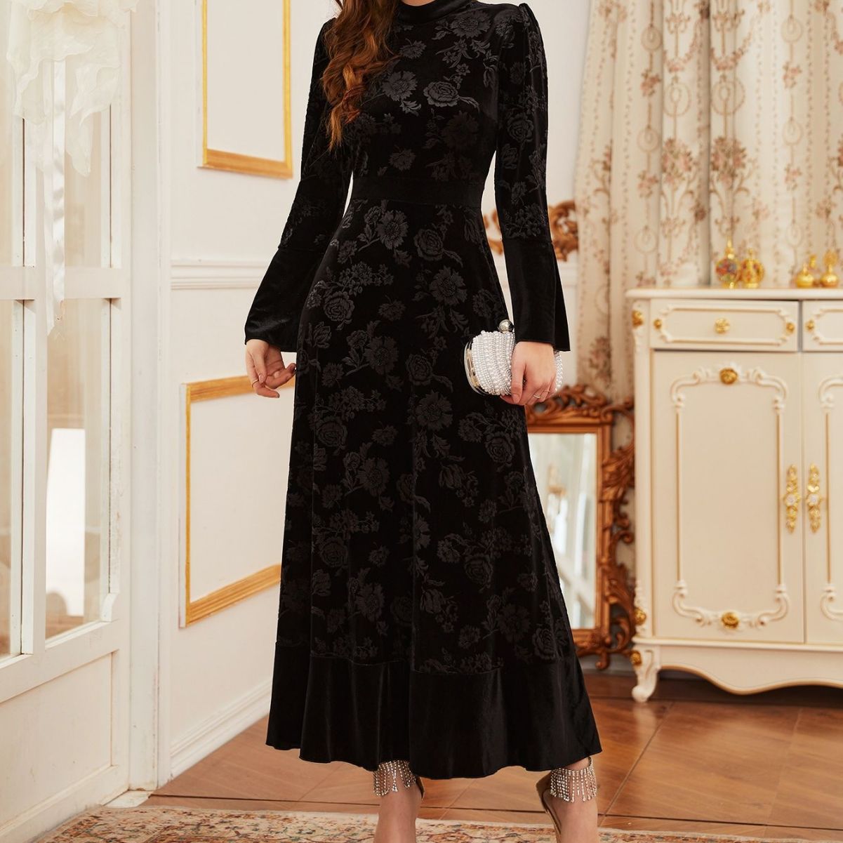 Fashionable velvet printed long sleeved dress