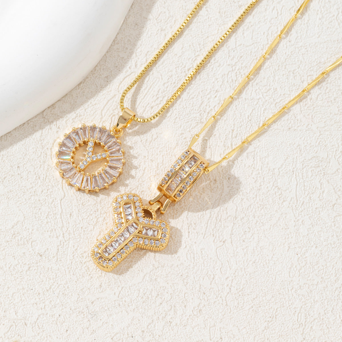 Full Diamond Rock Sugar 26 Letter Necklace