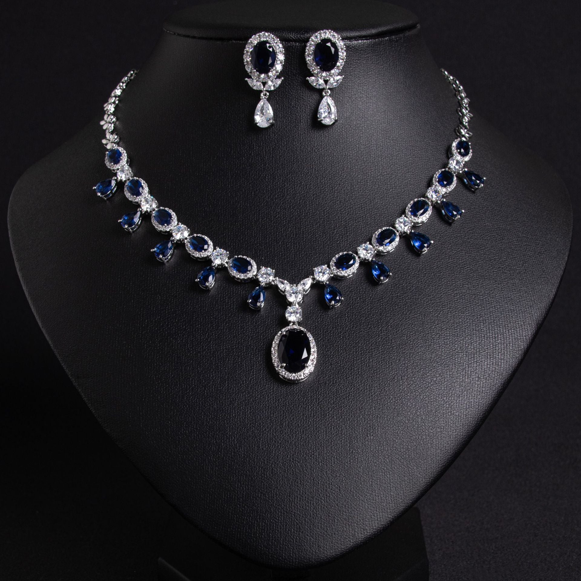 Luxury Ruby Red Crystal Necklace Earrings Set – Royal Statement Jewelry for Women