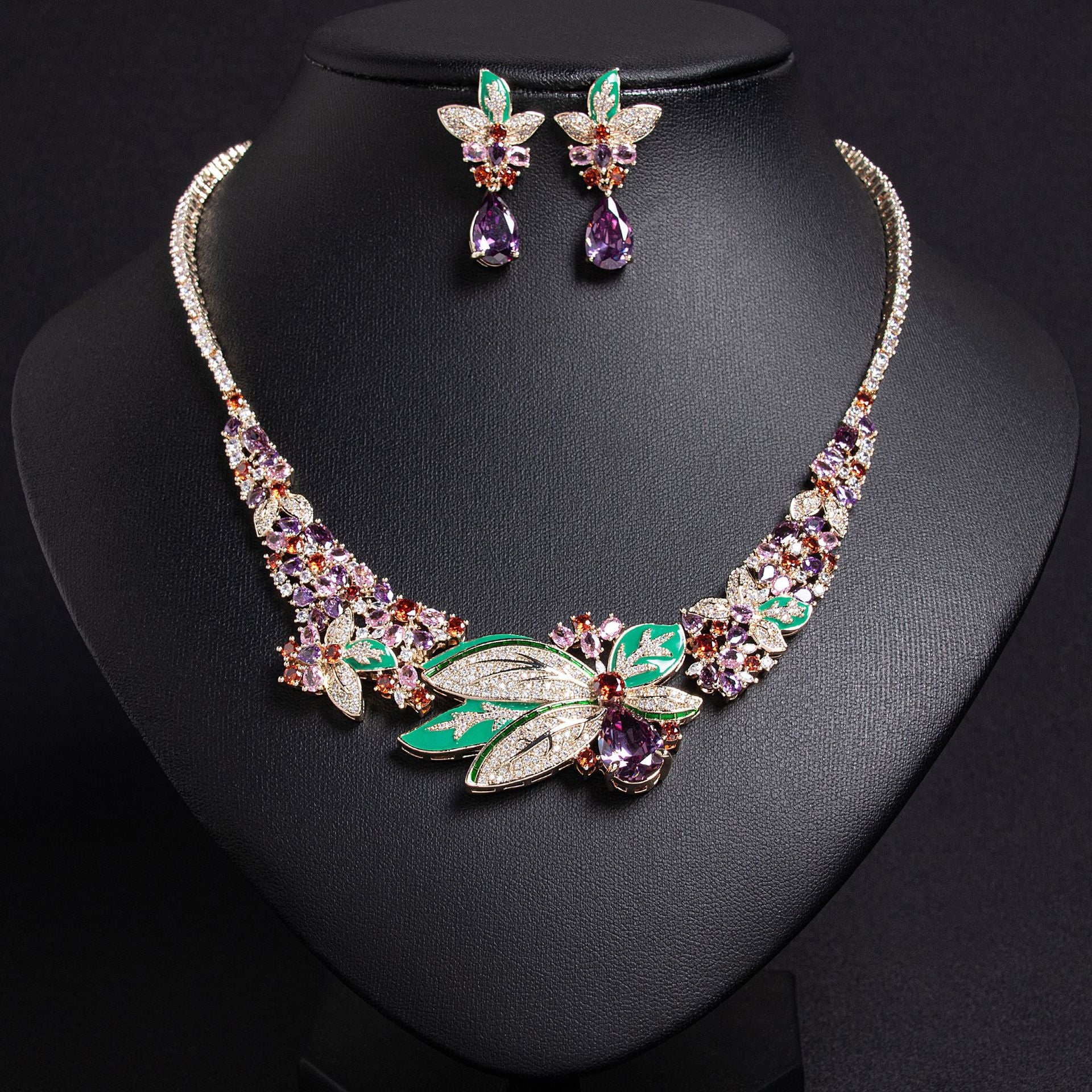 Luxury Dragonfly Crystal Necklace Earrings Set – Elegant Statement Jewelry for Women