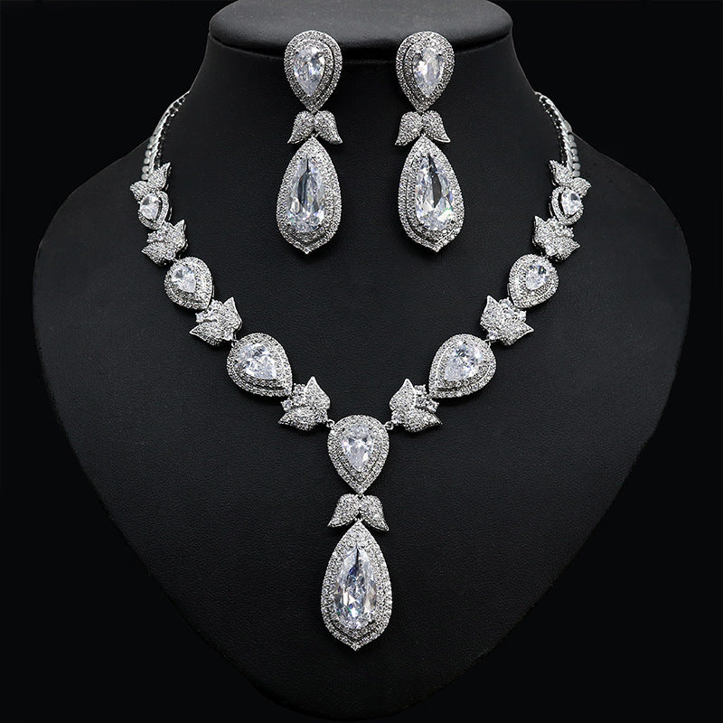 Luxury Red Teardrop Crystal Necklace and Earrings Jewelry Set for Women
