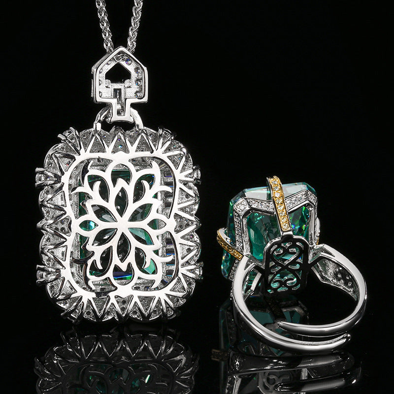 Luxury Emerald Green Crystal Necklace and Ring Jewelry Set