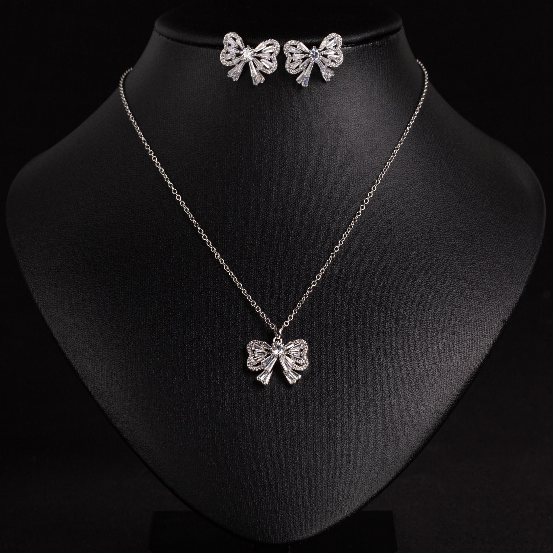 Elegant Silver Bow Crystal Necklace and Earrings Jewelry Set