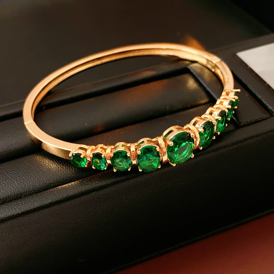 Stylish retro zircon bracelet