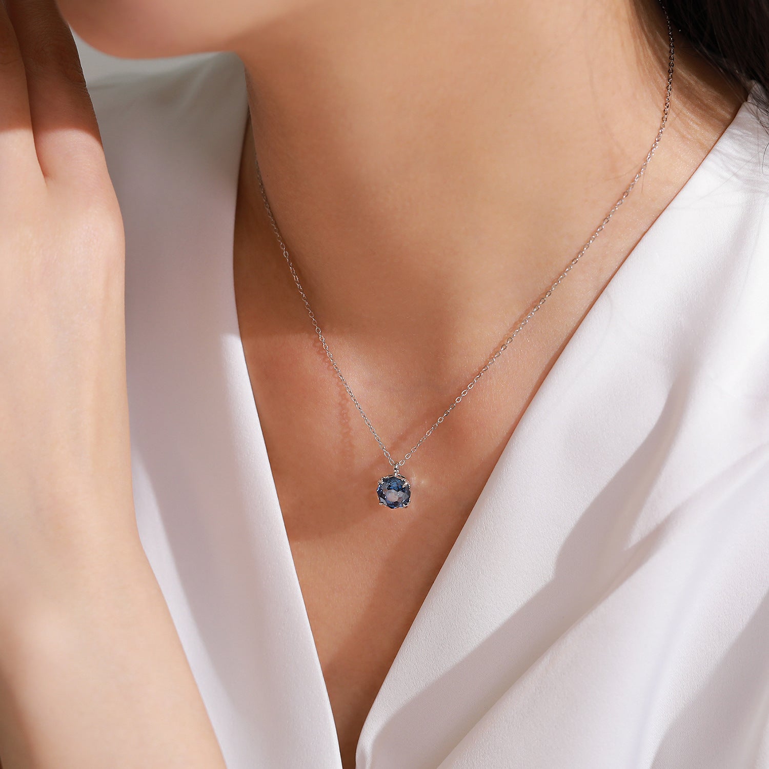 S925 Sterling Silver Vintage Rose Gemstone Necklace