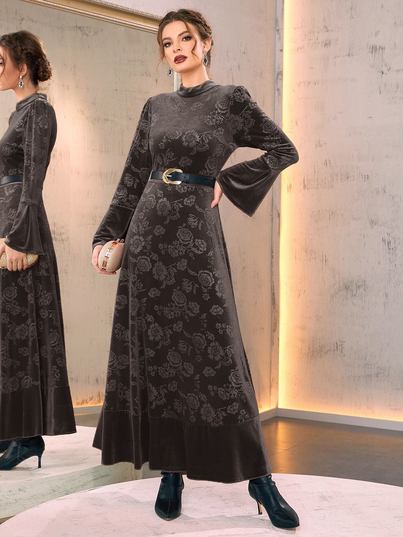 Fashionable velvet printed long sleeved dress