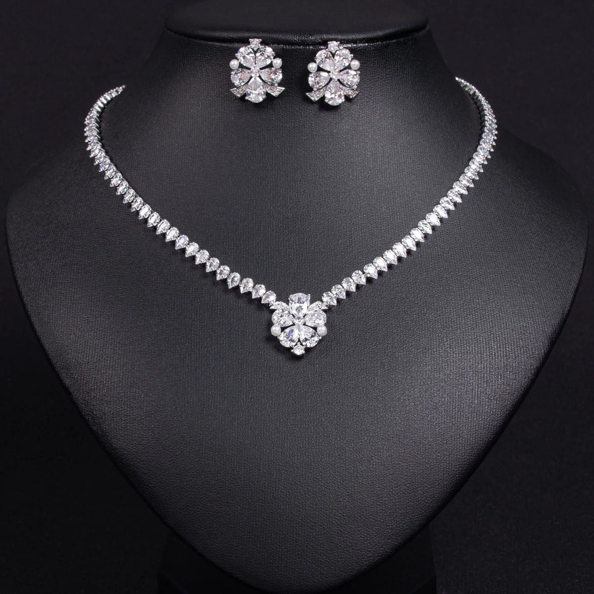 Luxury Emerald Green Floral Necklace Set for Women – Marquise Crystal Jewelry with Matching Earrings