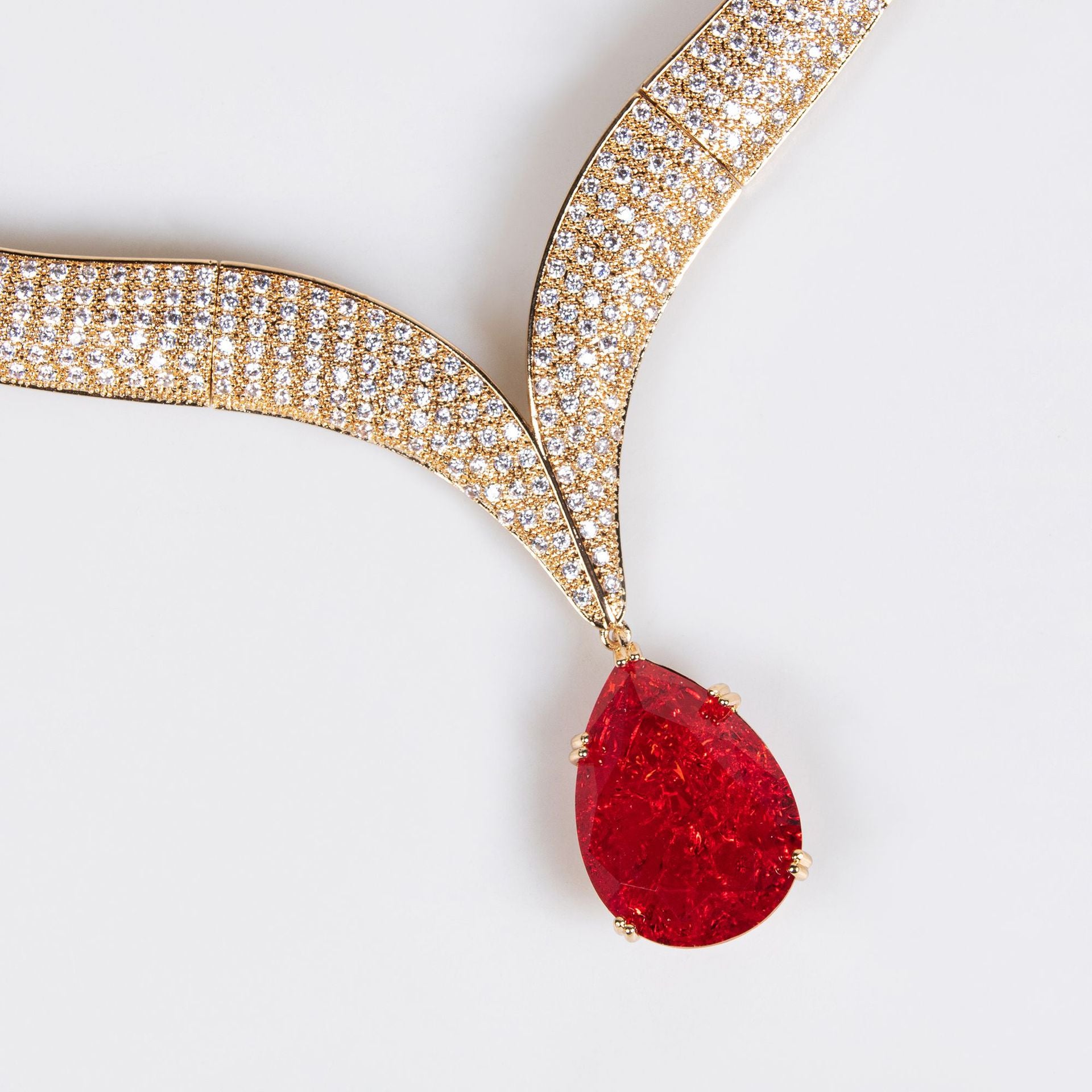 Luxury Red Teardrop Gemstone Necklace Set for Women – Gold Statement Jewelry with Matching Earrings