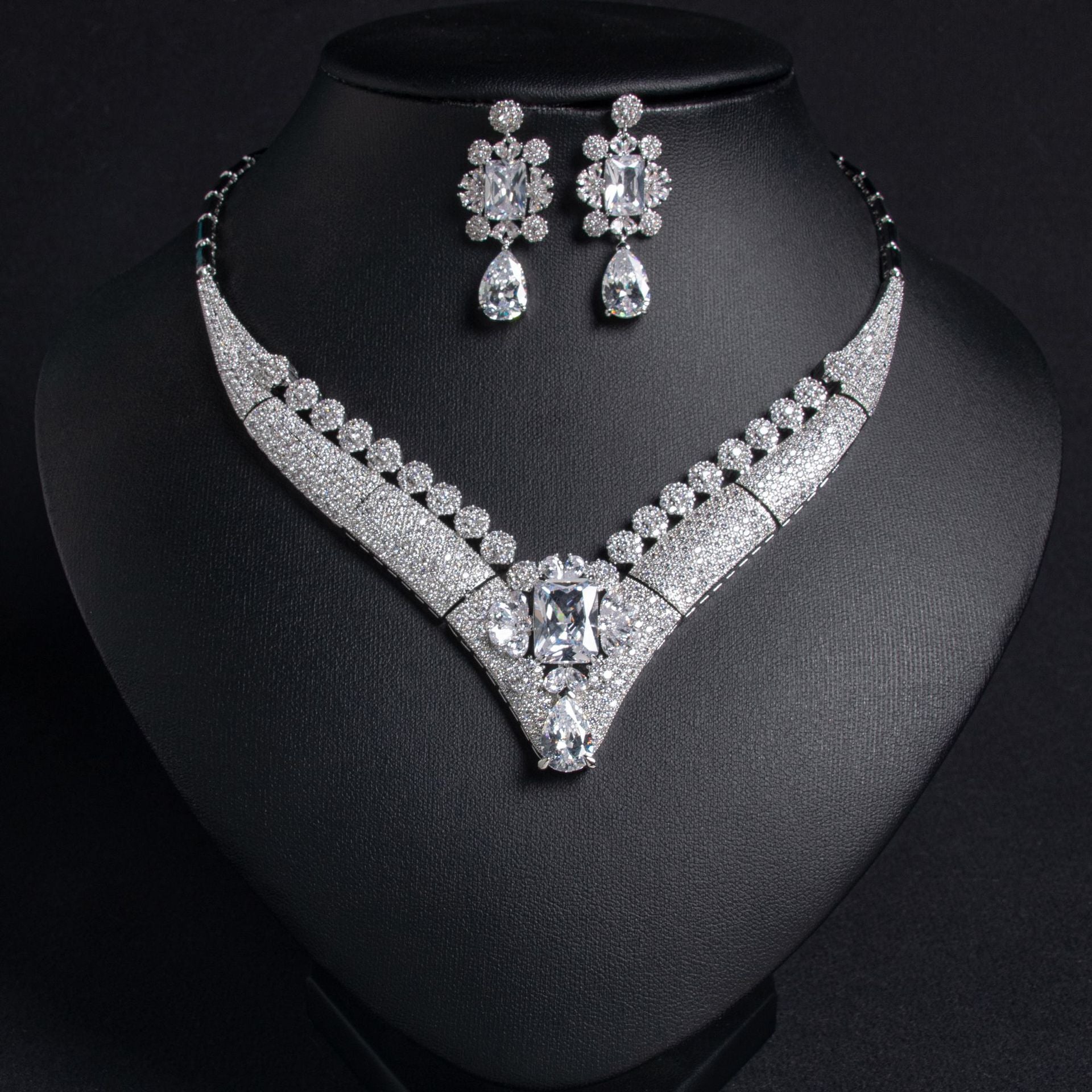 Vintage Heavy Industries Premium Zircon Necklace Earrings Set