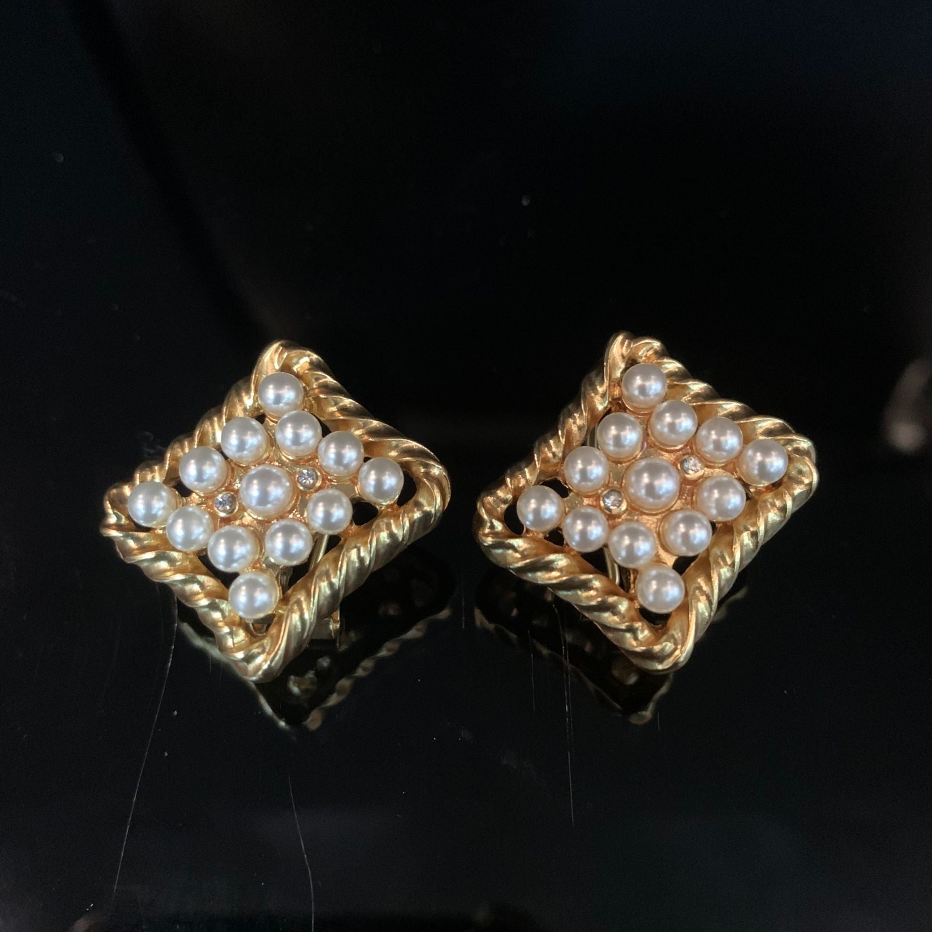 Vintage Heavy Industry Pearl Necklace Series