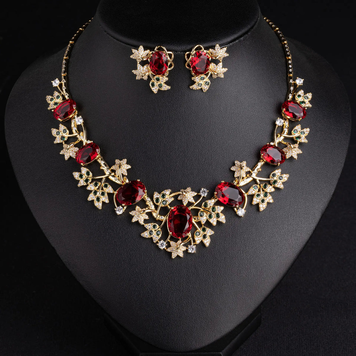 Necklace and earring set - luxurious, versatile, high-end, party jewelry