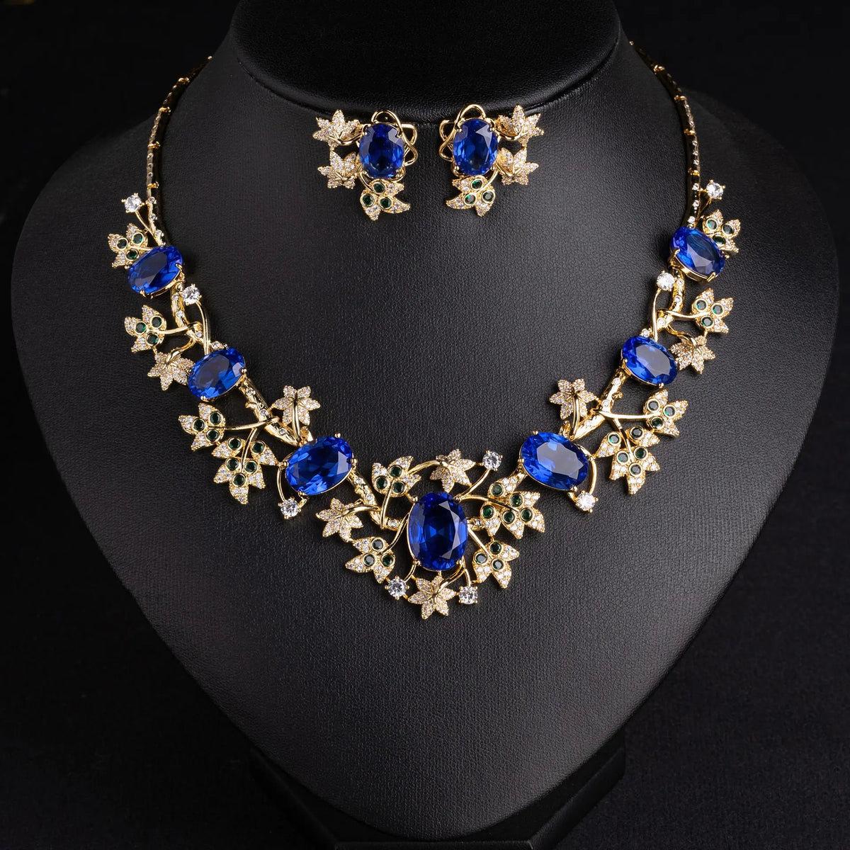 Necklace and earring set - luxurious, versatile, high-end, party jewelry
