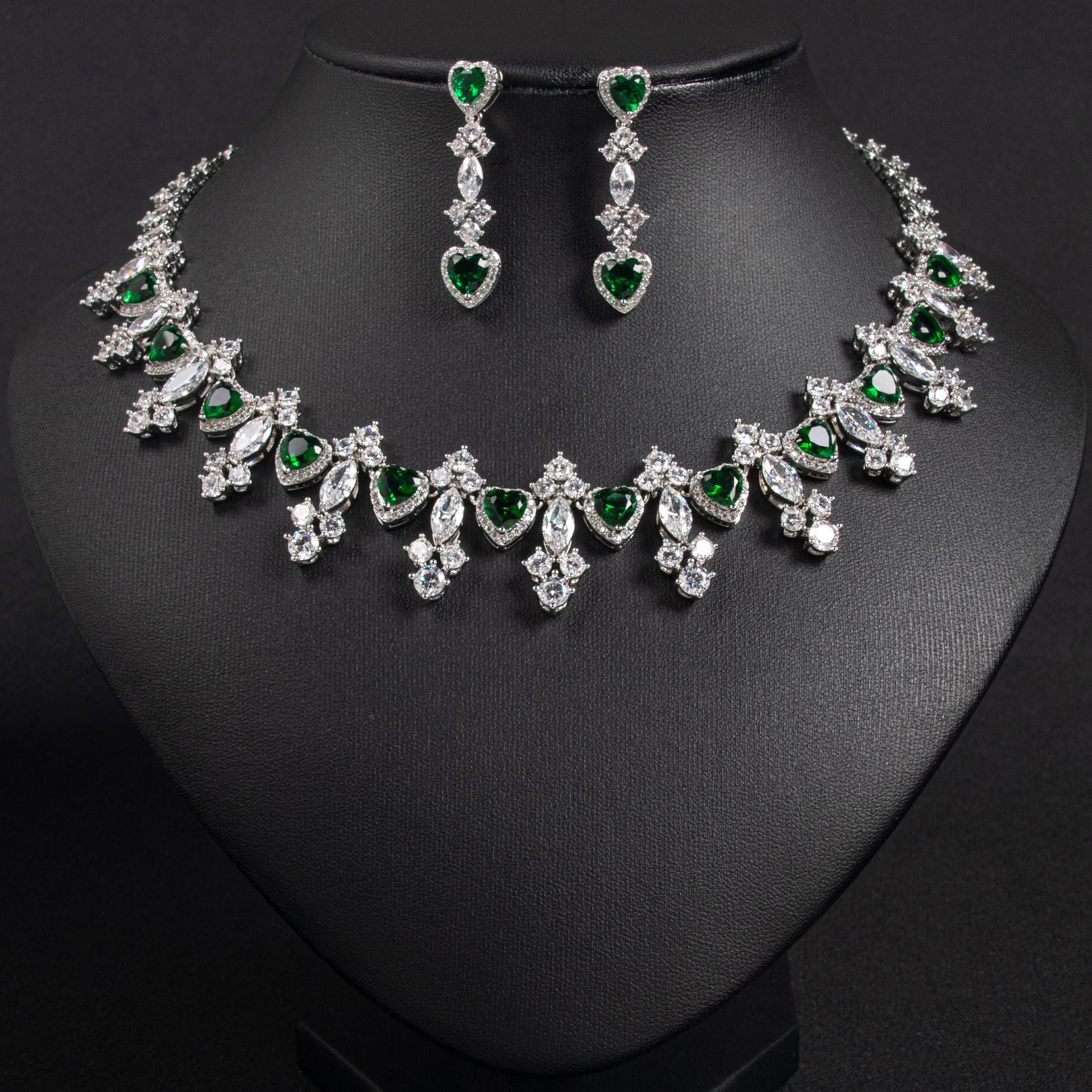 Luxury Emerald Pink Crystal Necklace and Earrings Jewelry Set