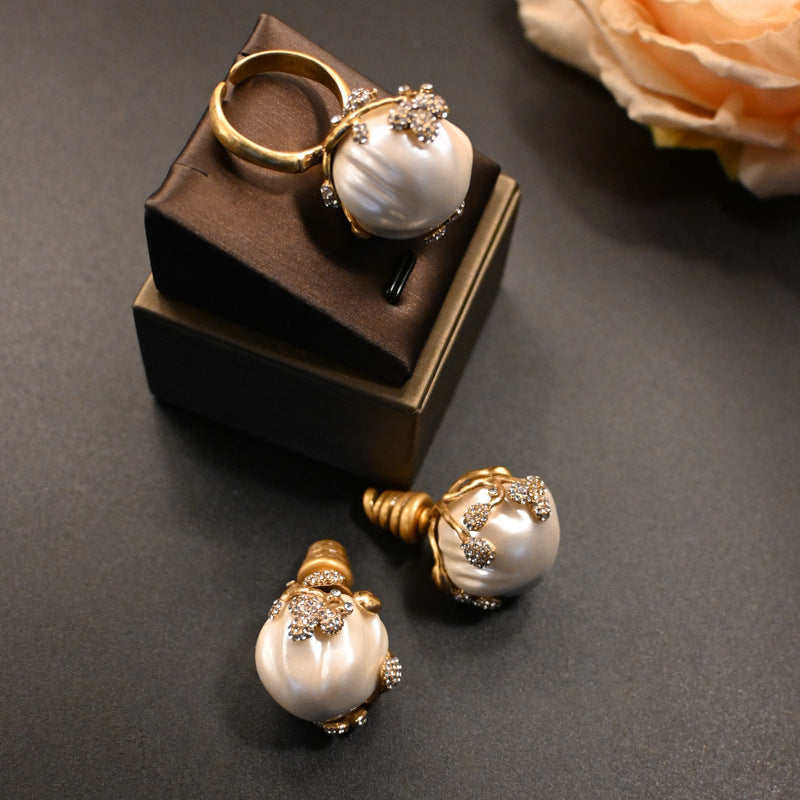 Medieval Vintage Baroque Pearl Stud Earrings Set