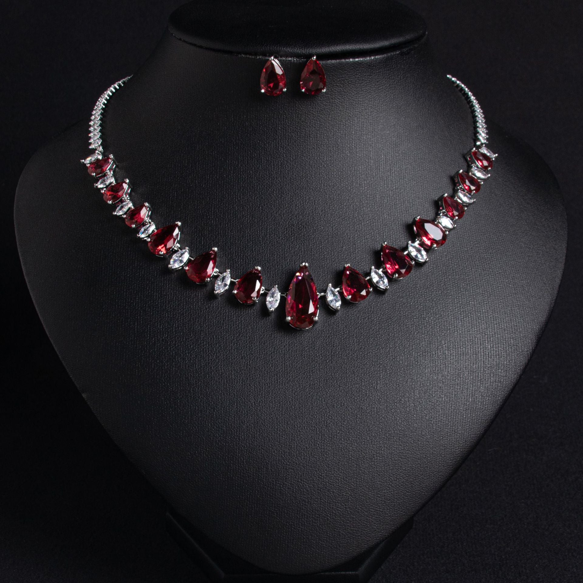 Luxury Deep Red Teardrop Gemstone Necklace Set for Women – Elegant Jewelry with Matching Earrings