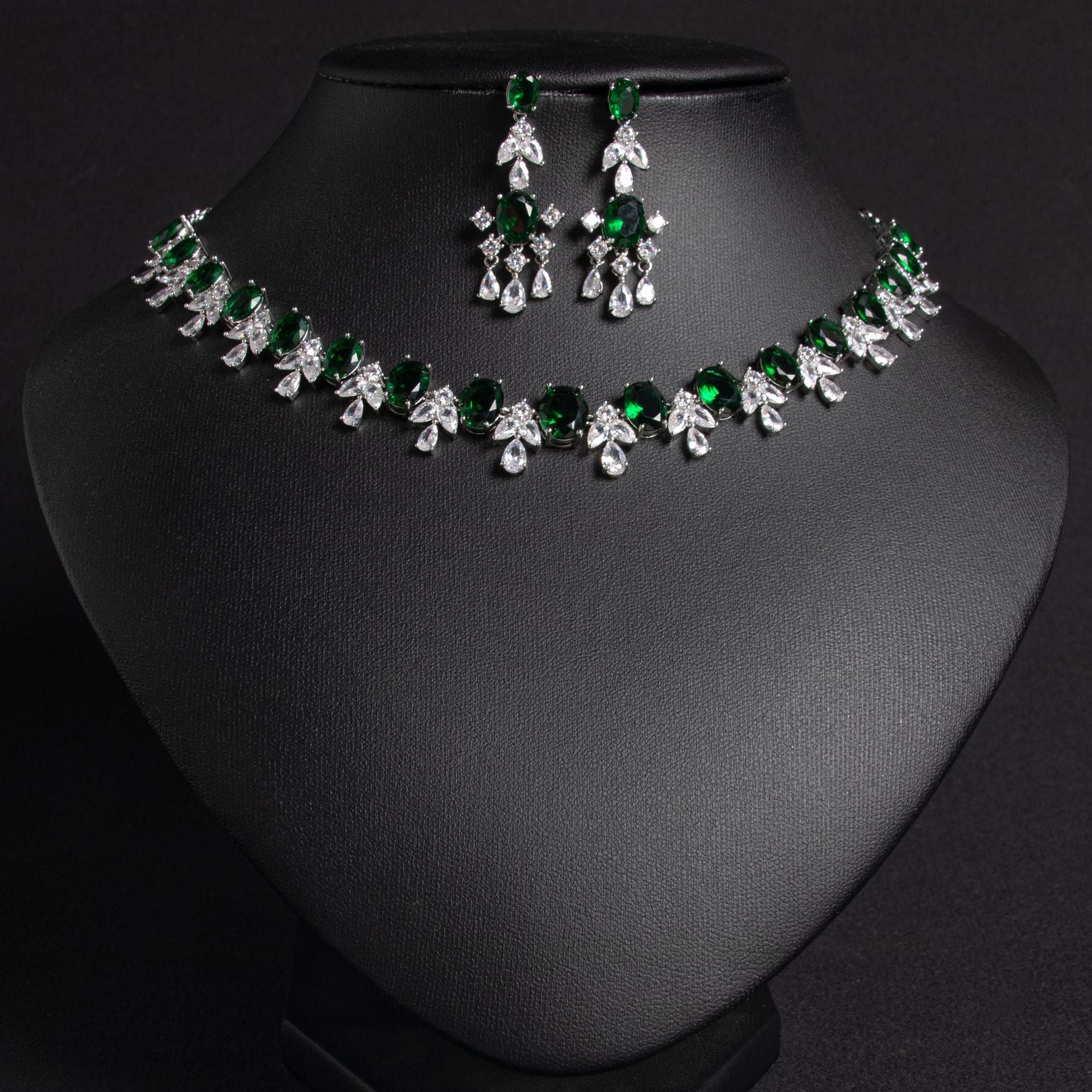Luxury Aqua Blue & Pink Crystal Necklace Set for Women – Elegant Statement Jewelry