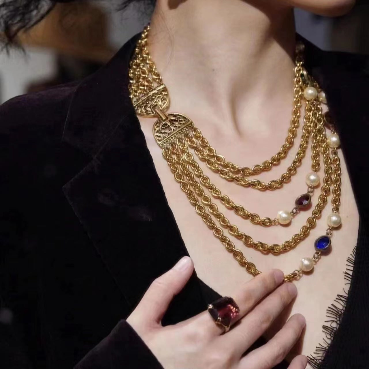 Collier multi-rangs de perles de l'industrie lourde européenne et américaine
