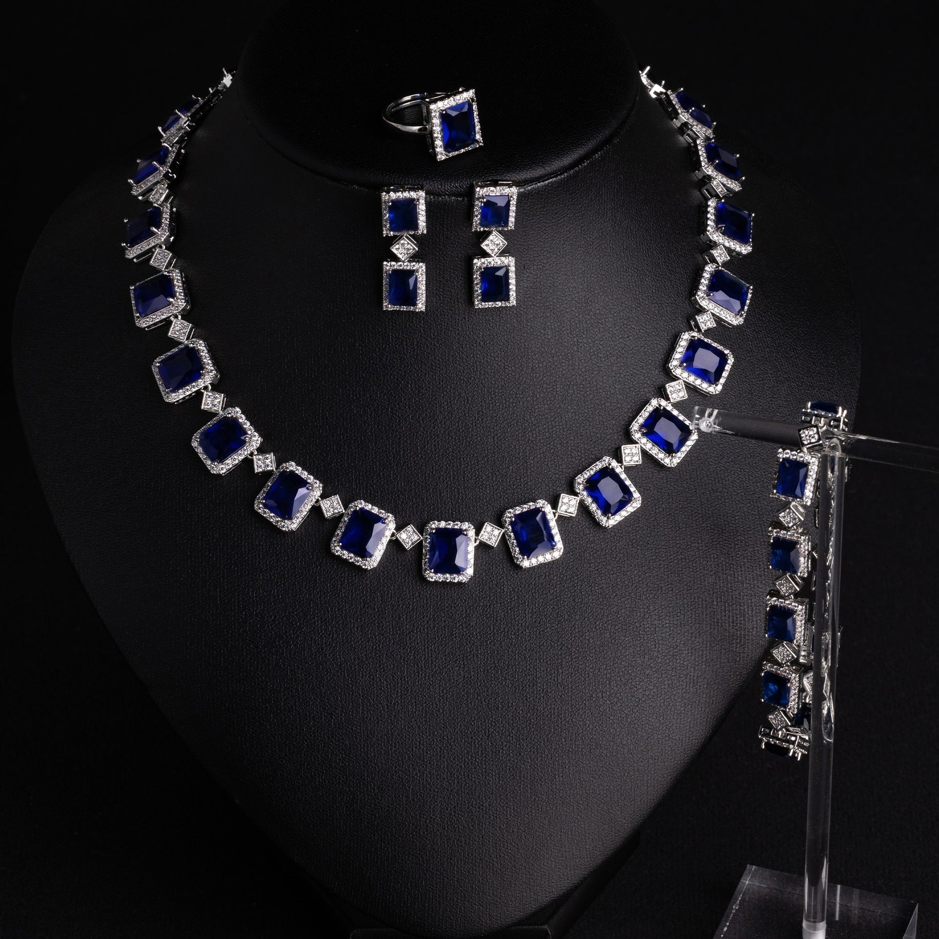 Luxury Emerald Green Square Crystal Jewelry Set – Necklace Earrings Ring for Women