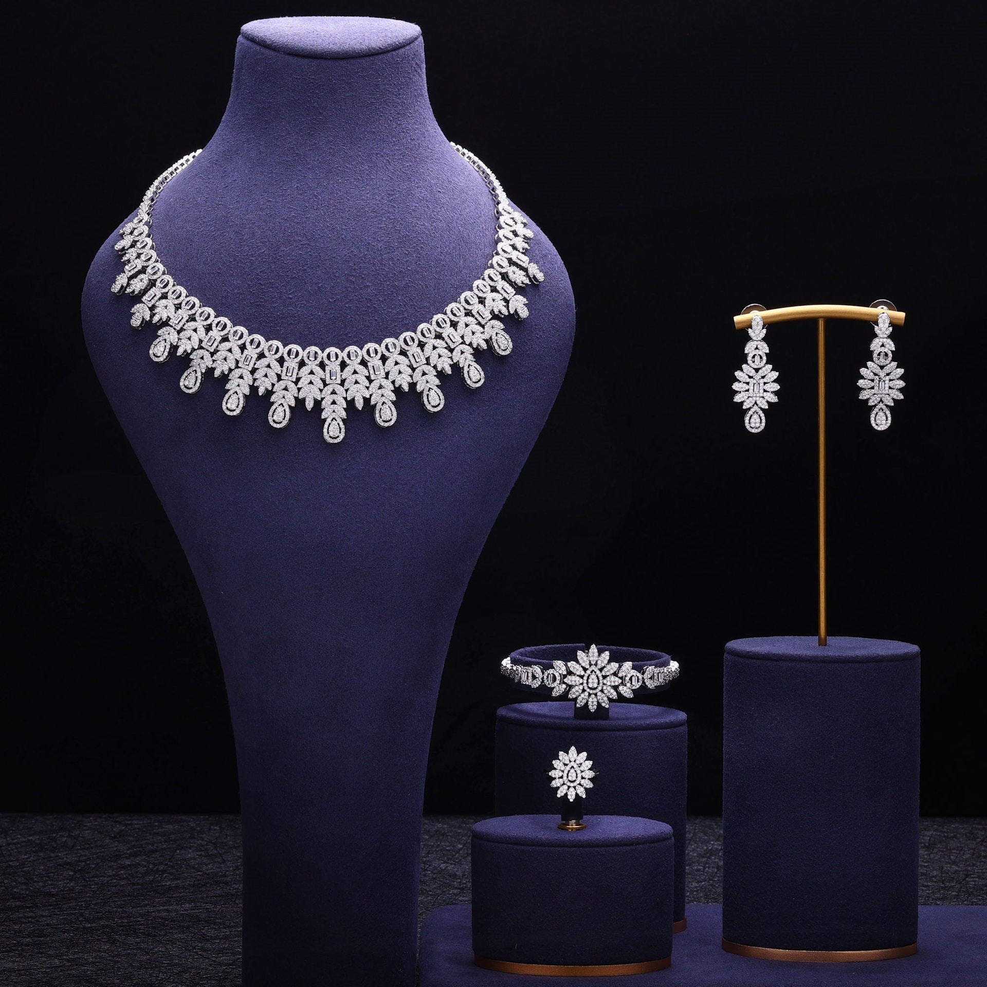 Luxury Floral Diamond Necklace Earrings Bracelet Ring Jewelry Set