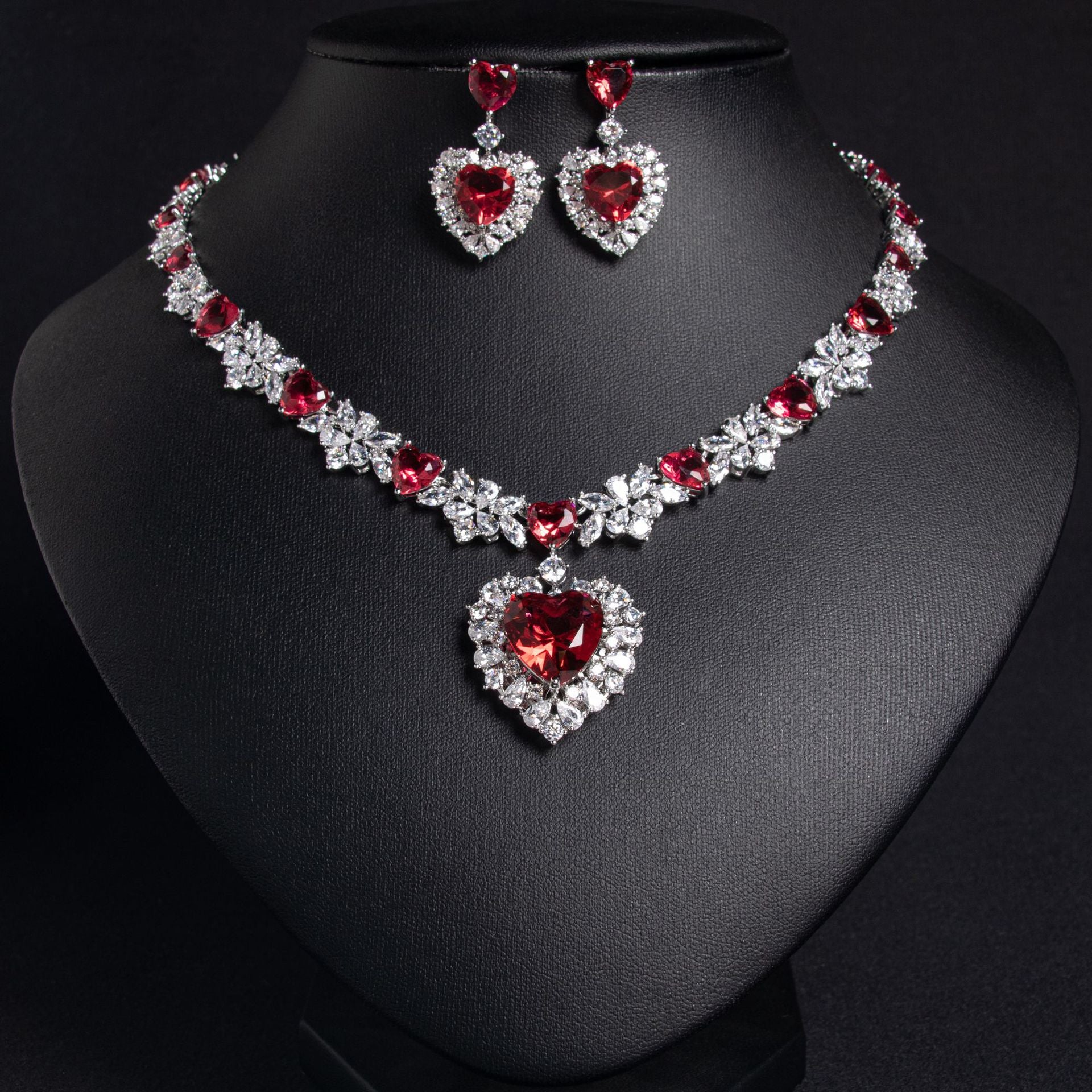 Parure Collier et Boucles d'Oreilles Cœur Cristal Vert Émeraude Luxe