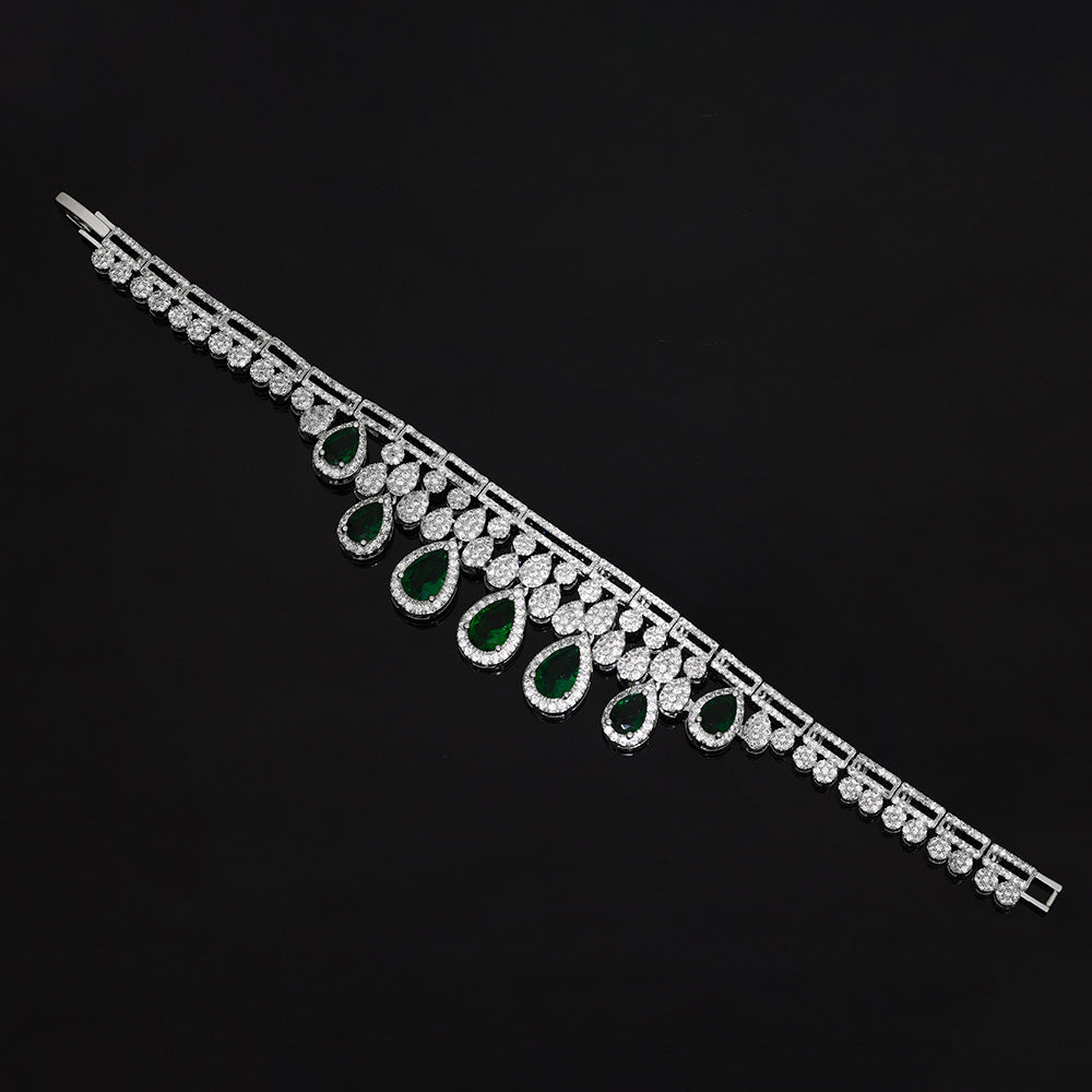 Parure Collier Diamants et Émeraudes de Luxe – Design Royal Élégant