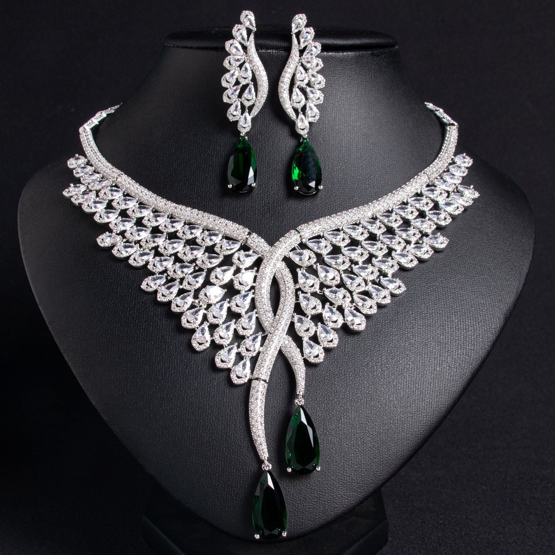 Elegant Ruby Red Teardrop Jewelry Set – Silver Crystal Necklace Earrings