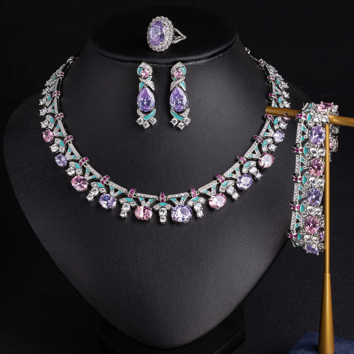 Fashioneasiest for matchheavy industry colorful treasure necklaceaccessible luxuryniche style clavicle chain dinner suit
