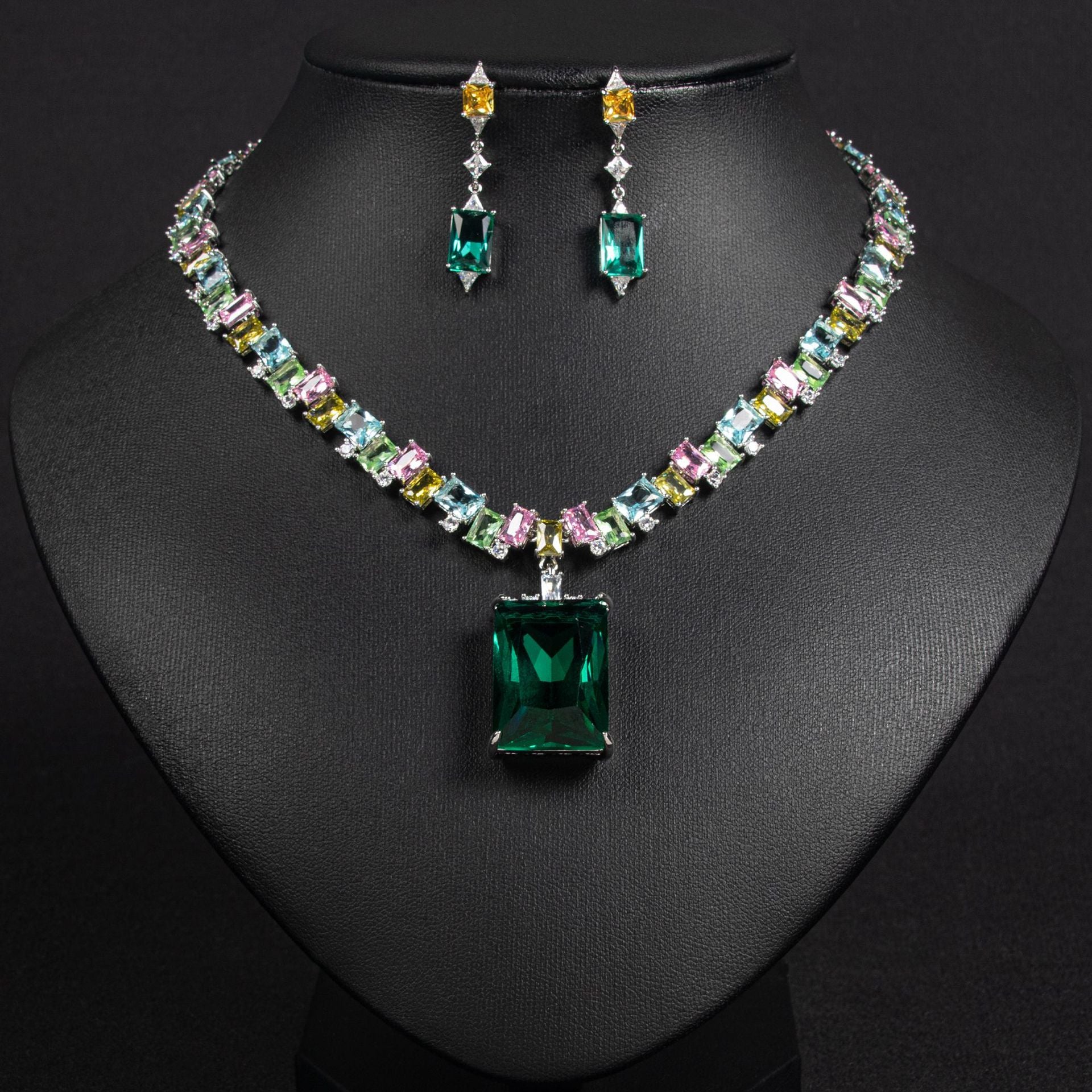 Luxury Pink Crystal Necklace Earrings Set – Elegant Statement Jewelry for Women