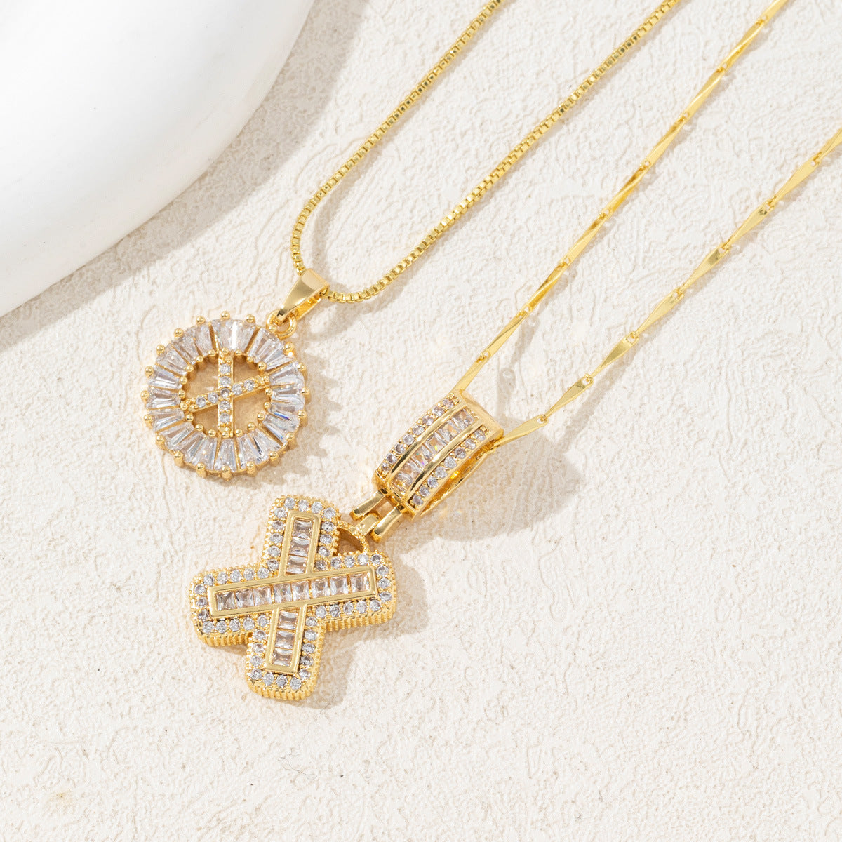 Full Diamond Rock Sugar 26 Letter Necklace